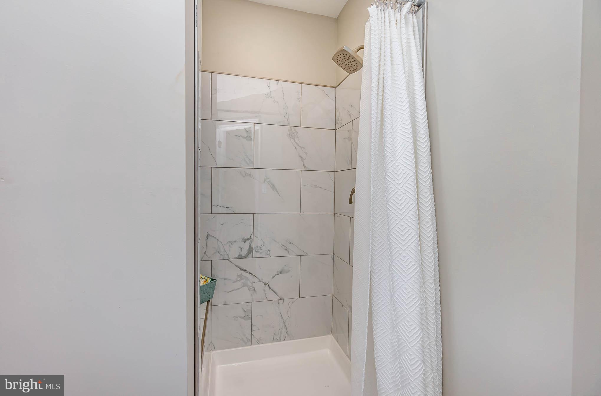 BACK RIVER HIGHLANDS - Residential