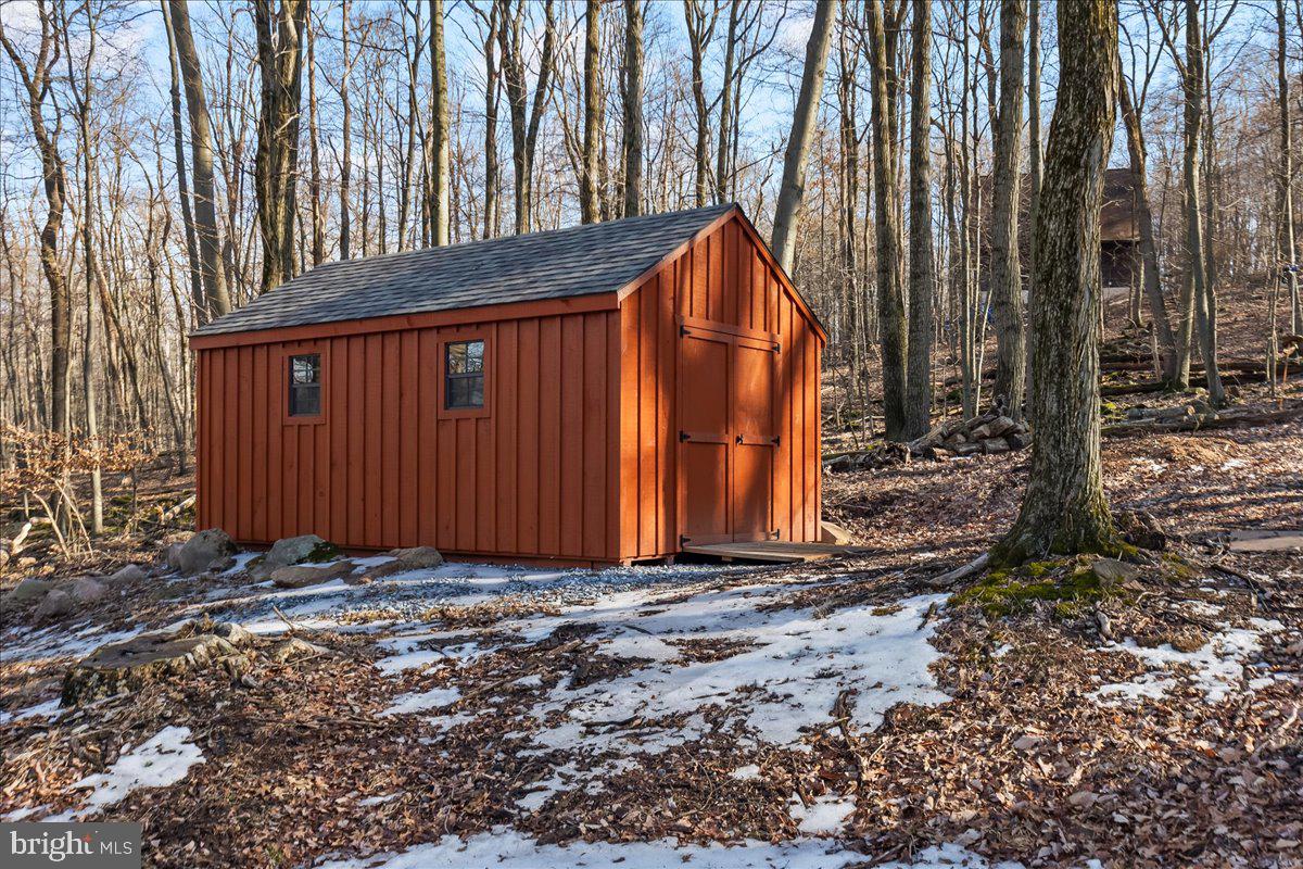 SPRING HILL ACRES - Residential