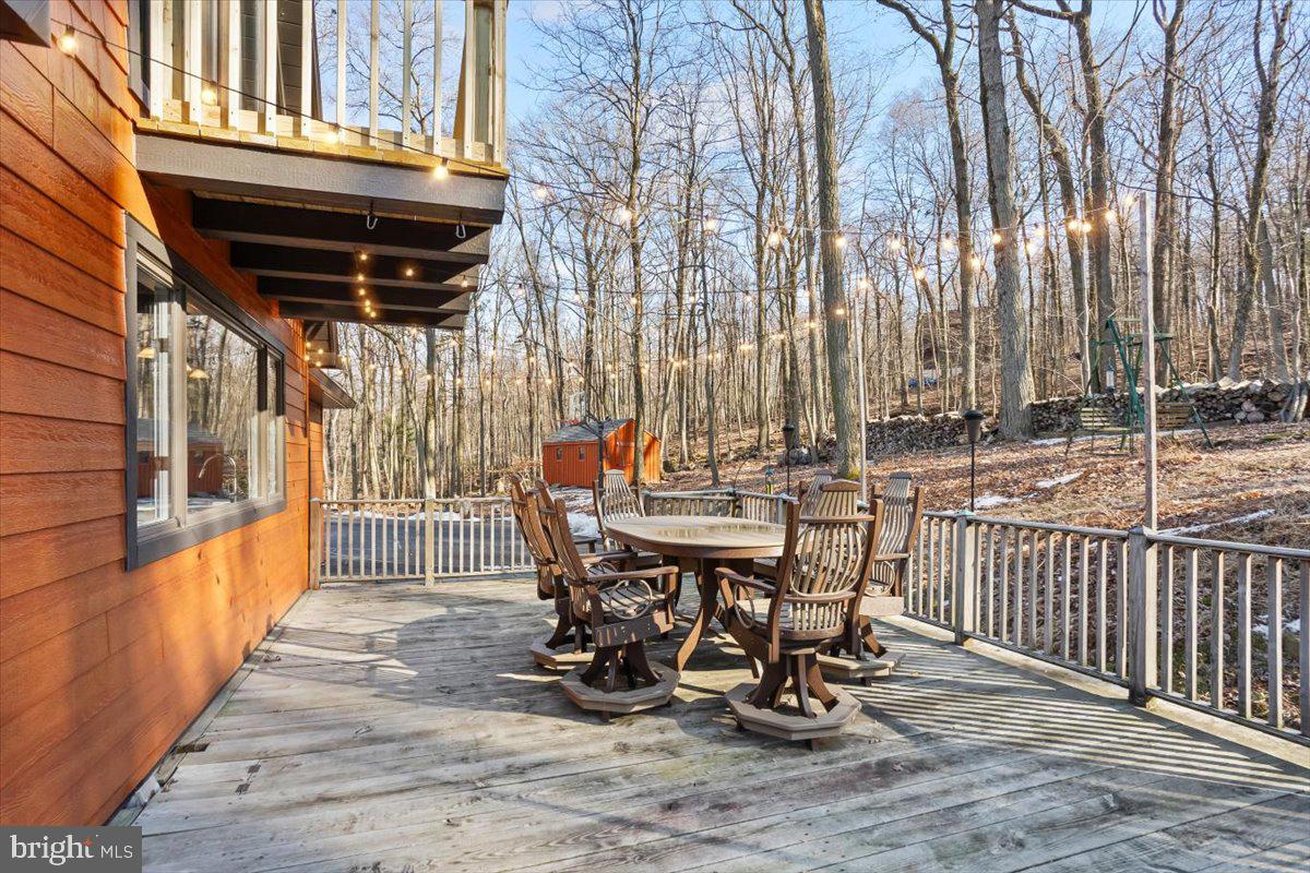 SPRING HILL ACRES - Residential