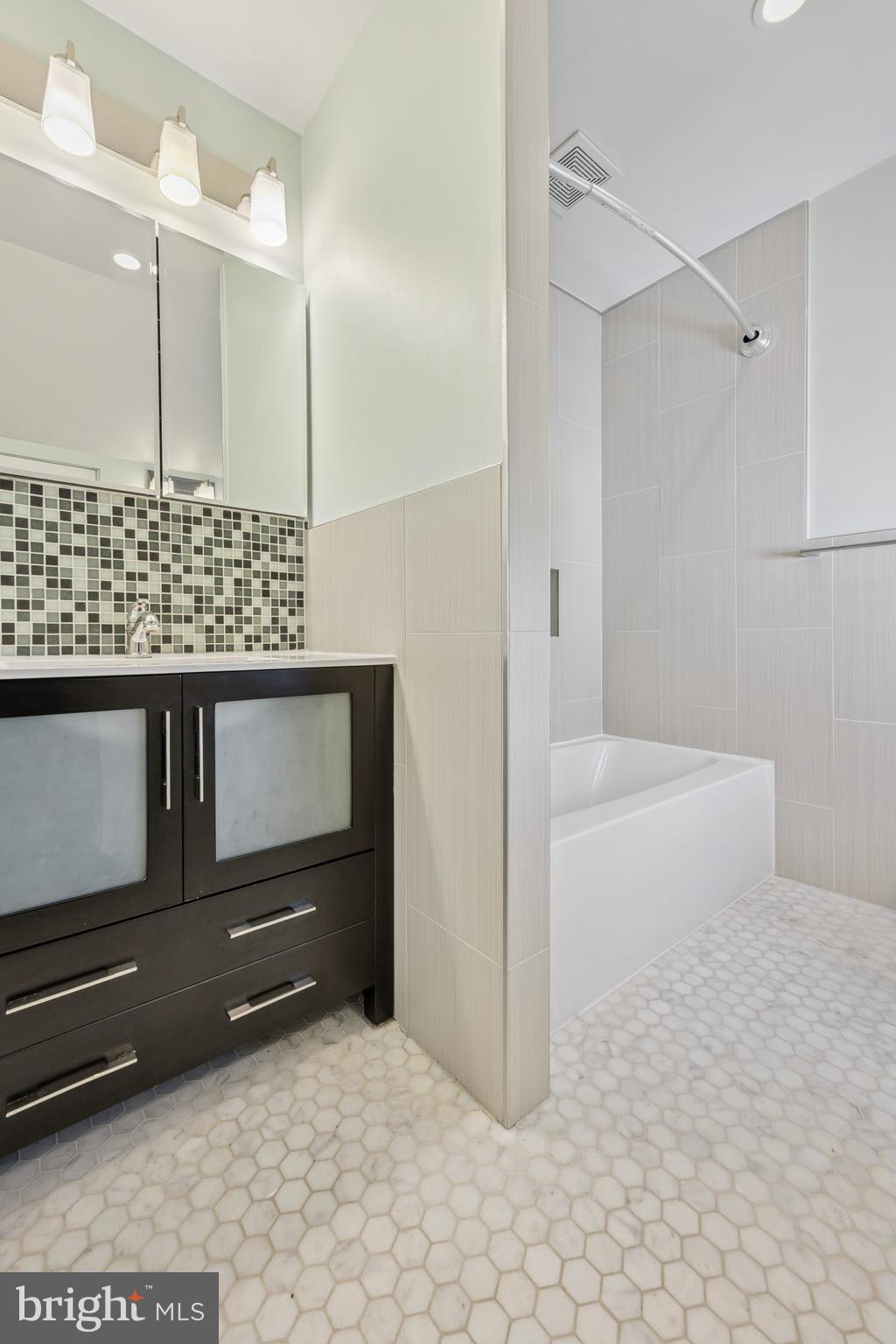 ARDMORE - Residential Lease