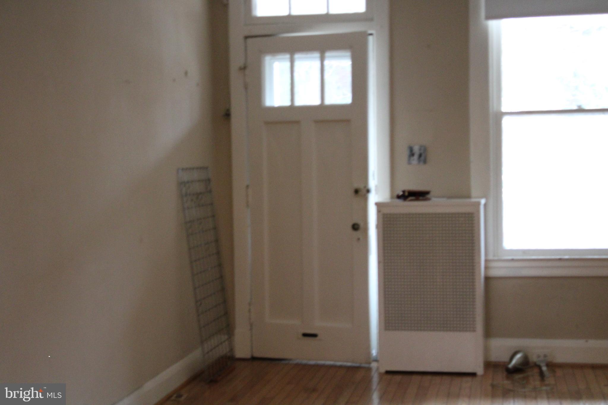 MEDFIELD - Residential