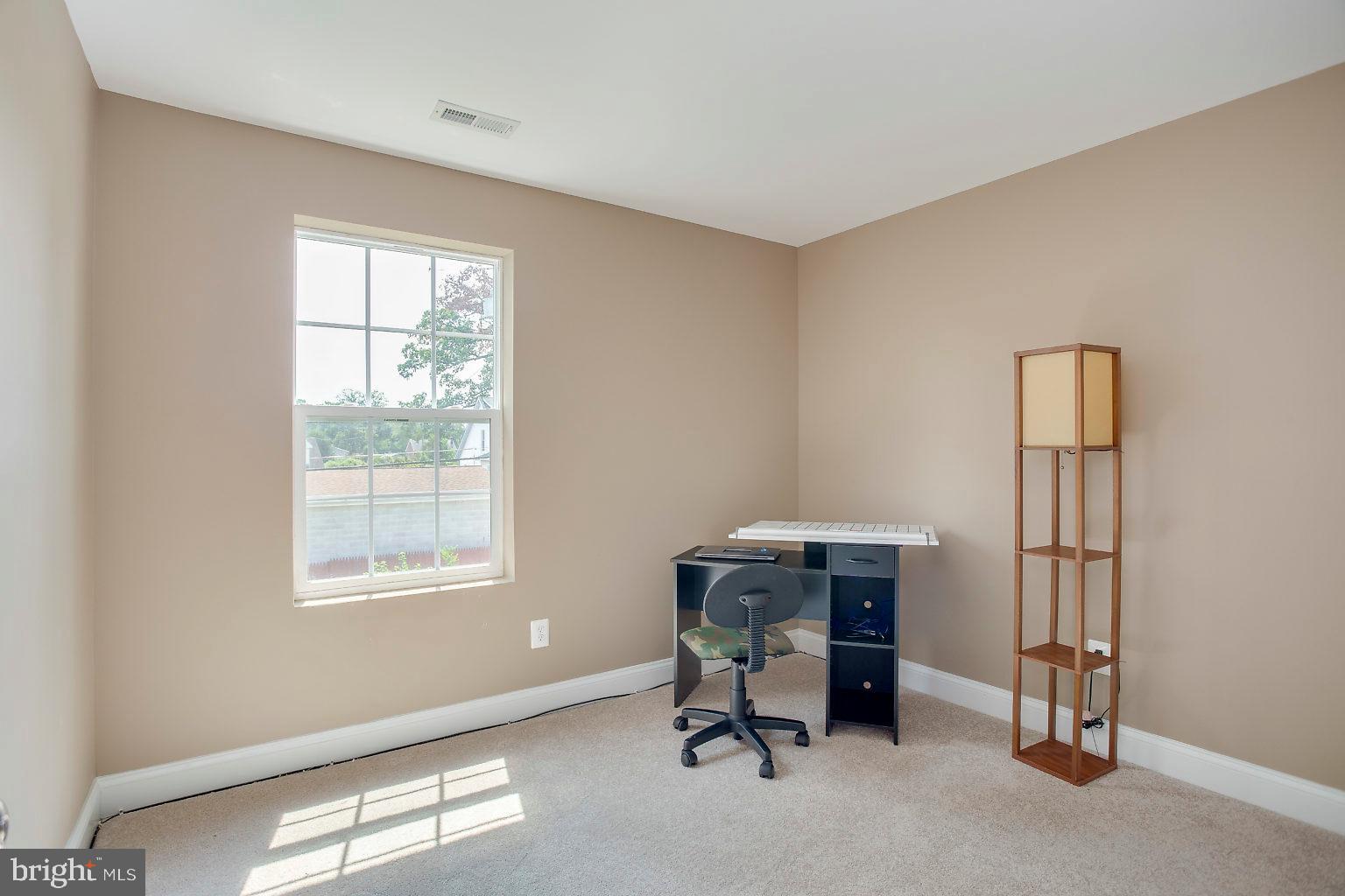 BALTIMORE HIGHLANDS - Residential