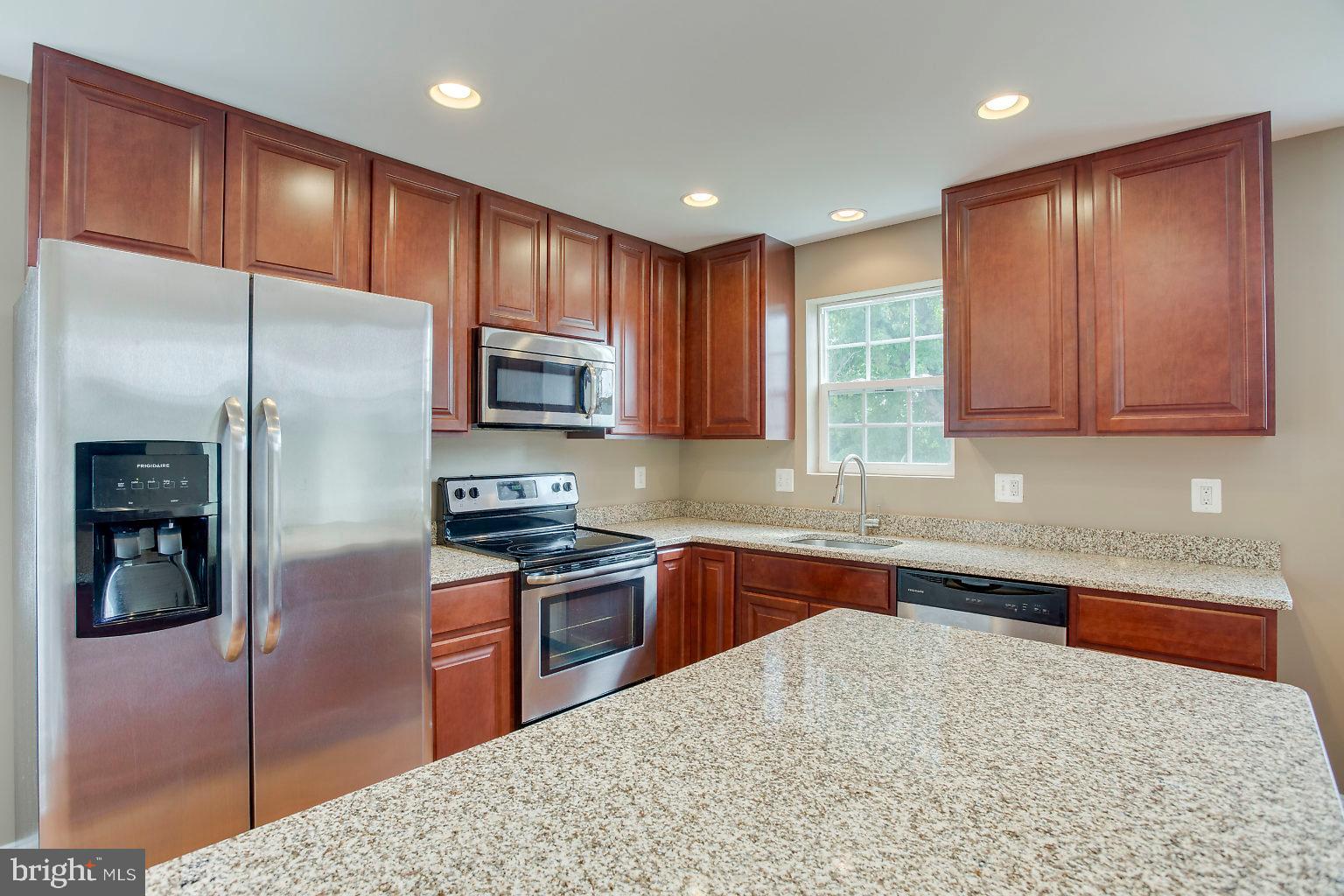 BALTIMORE HIGHLANDS - Residential