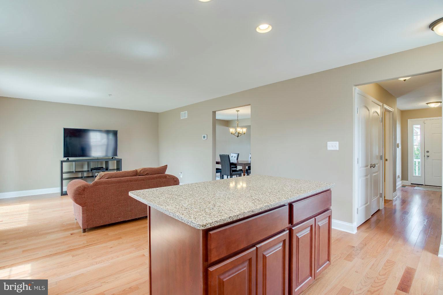 BALTIMORE HIGHLANDS - Residential