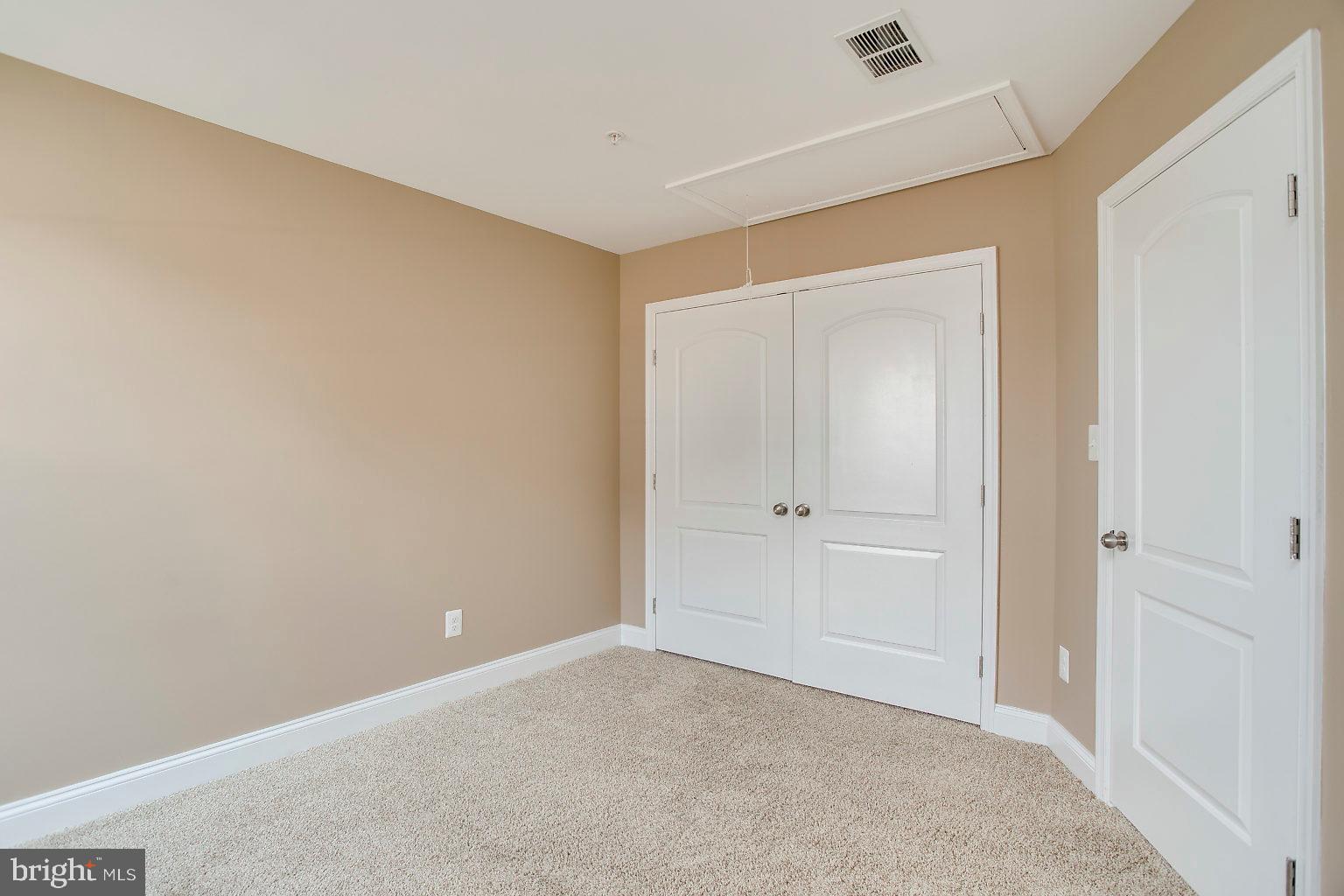 BALTIMORE HIGHLANDS - Residential