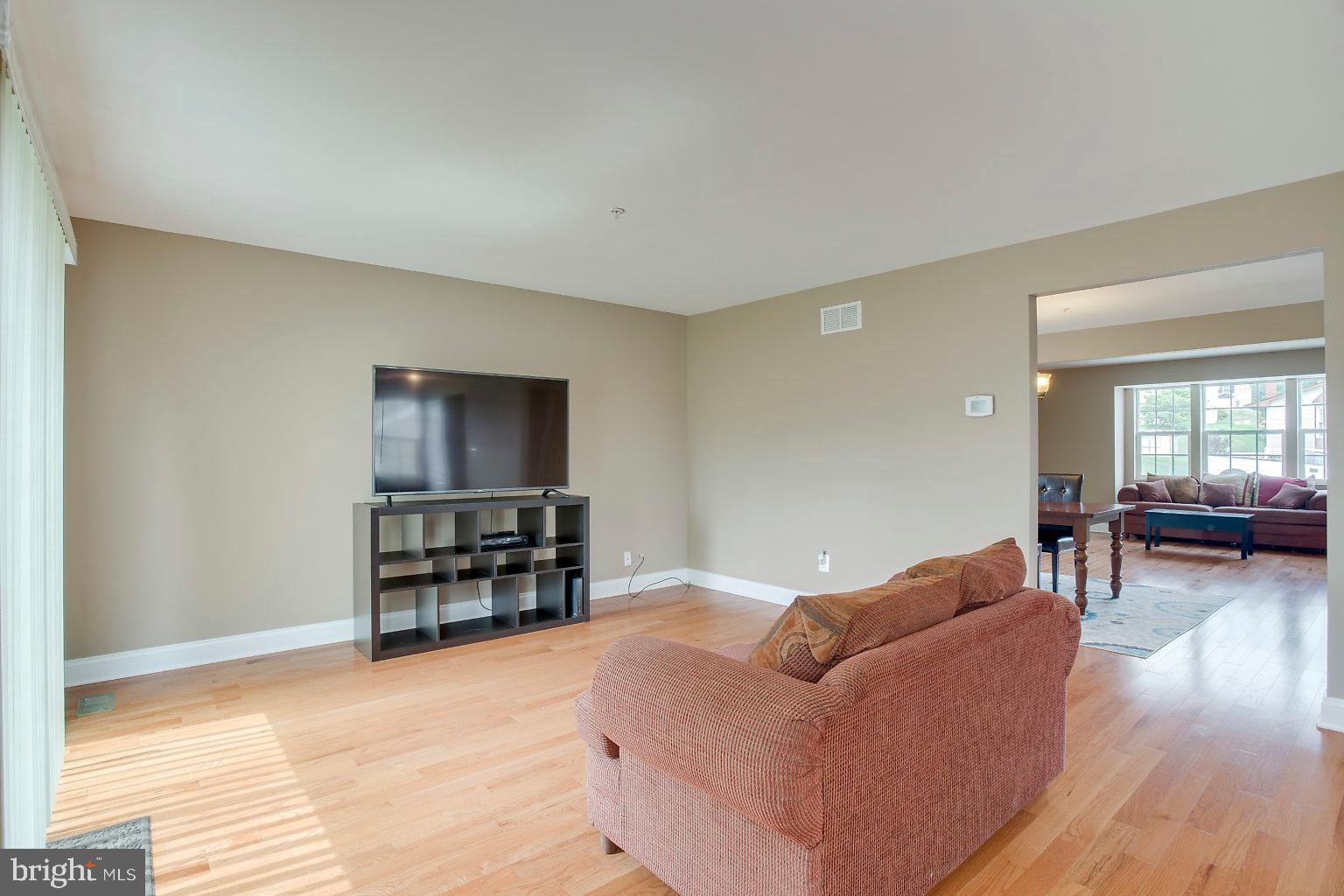 BALTIMORE HIGHLANDS - Residential