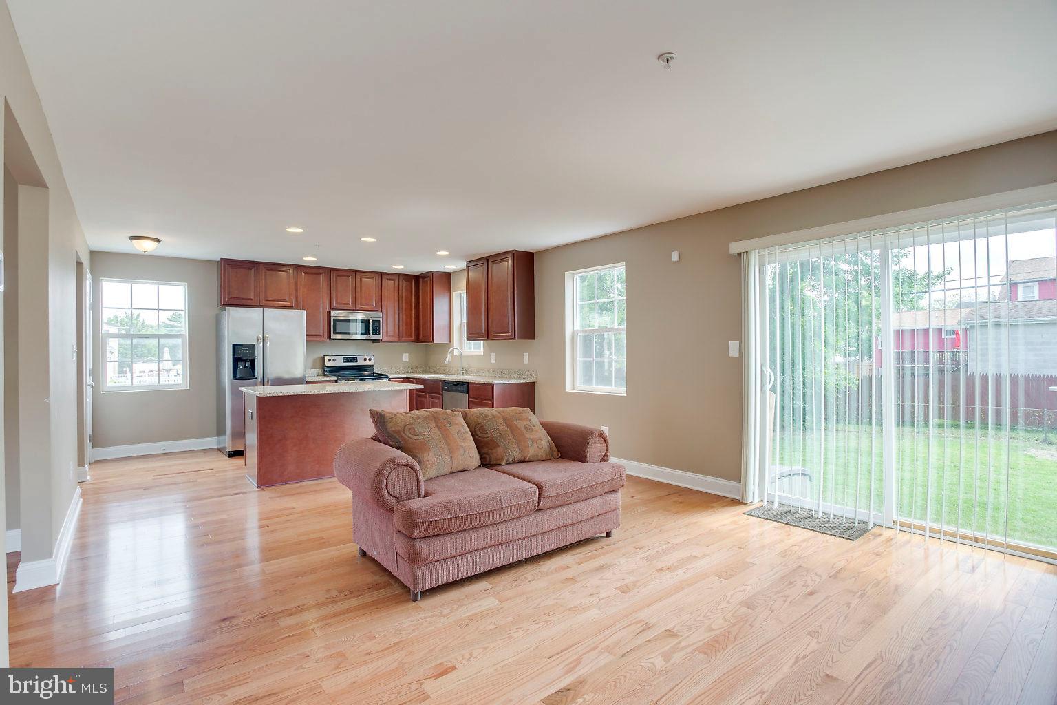 BALTIMORE HIGHLANDS - Residential