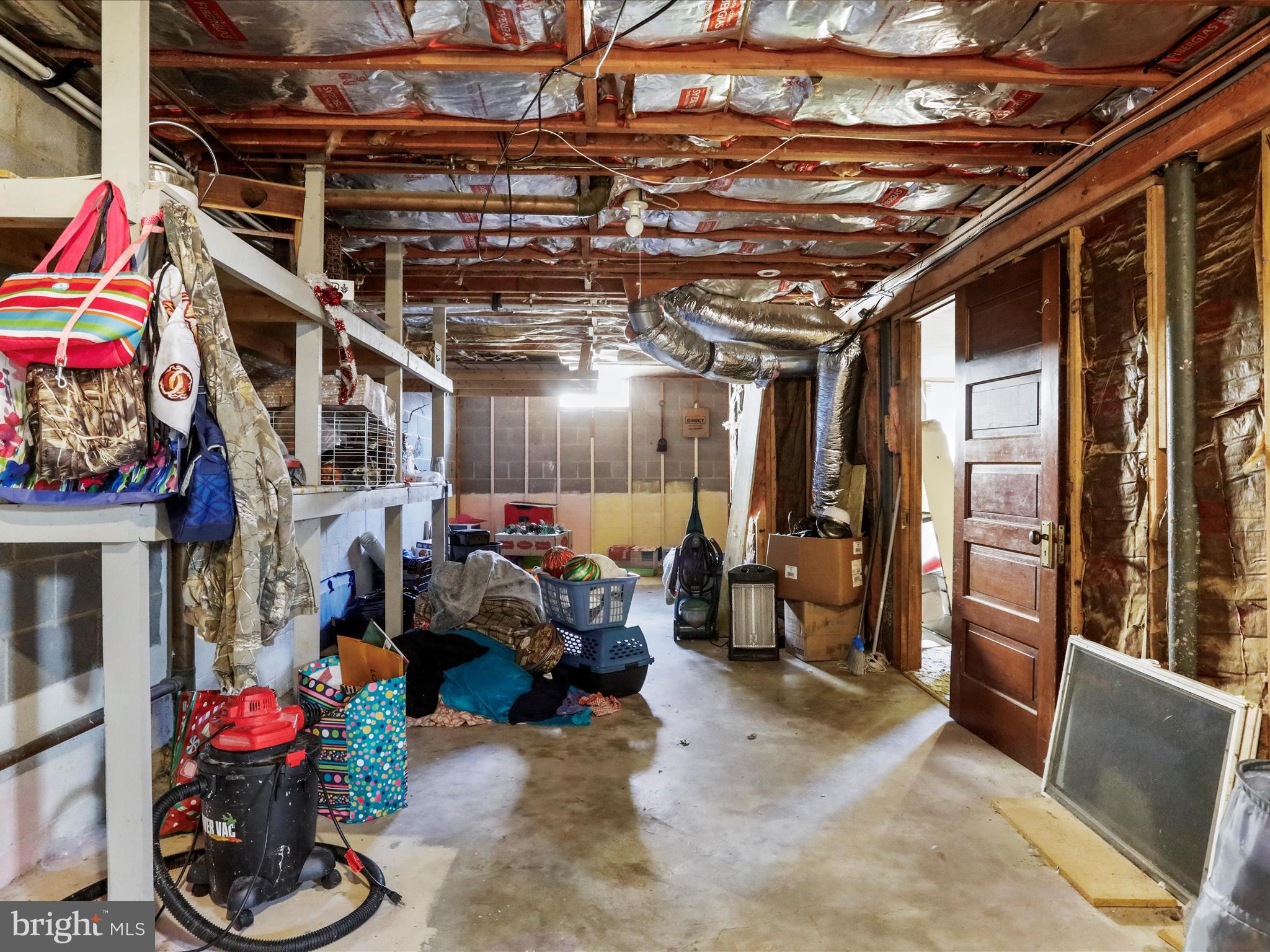 ROYAL VILLAGE - Residential