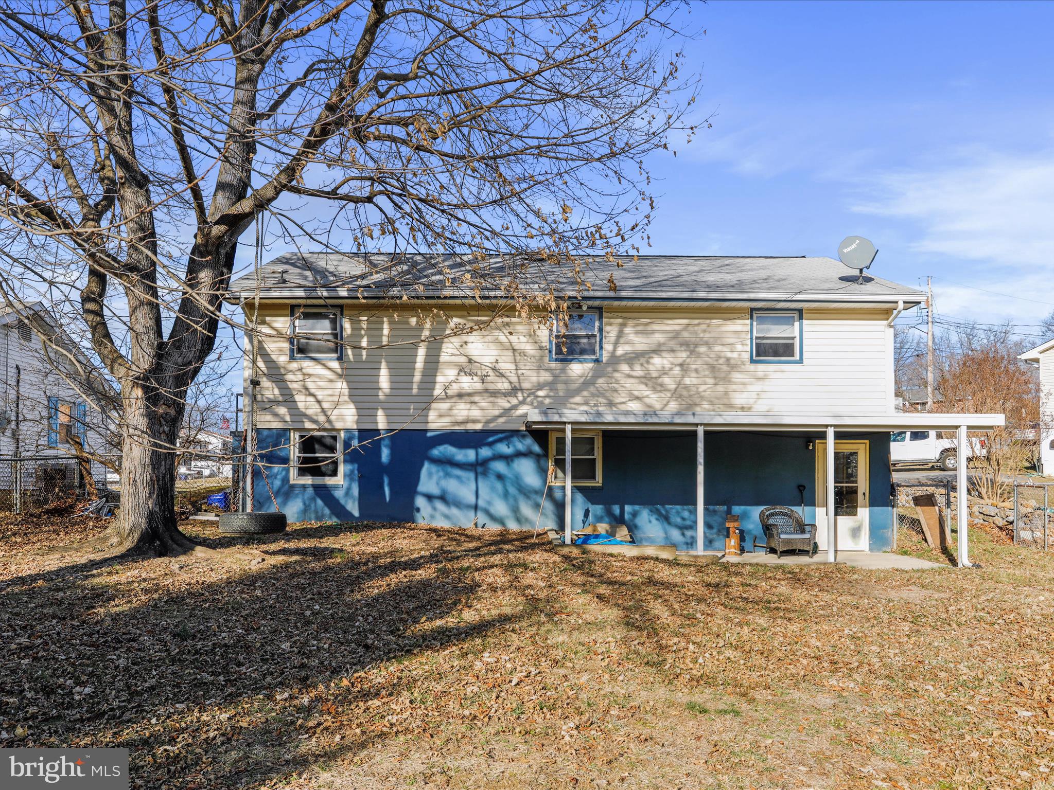 ROYAL VILLAGE - Residential