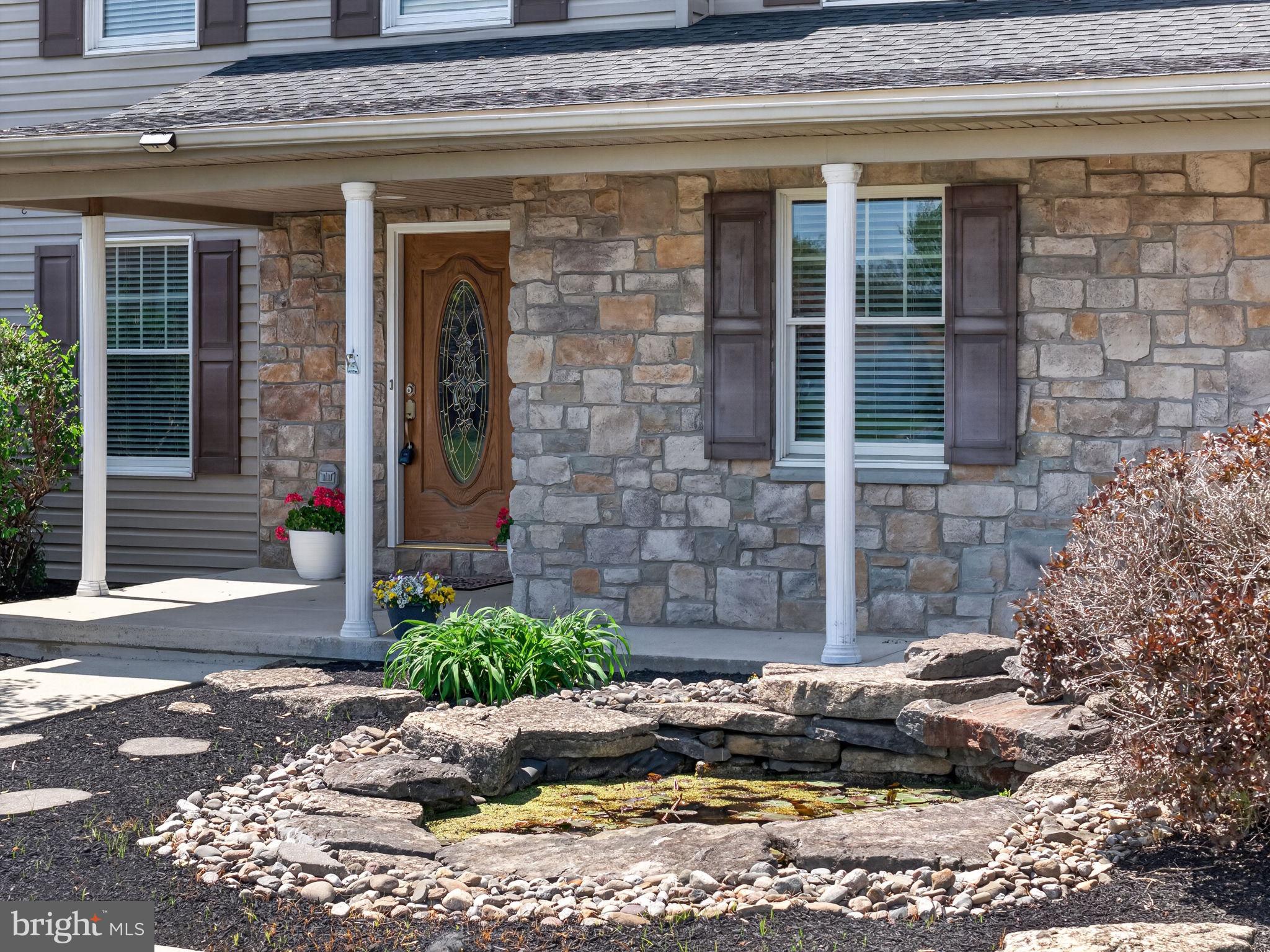 COUNTRY HOME ACRES - Residential