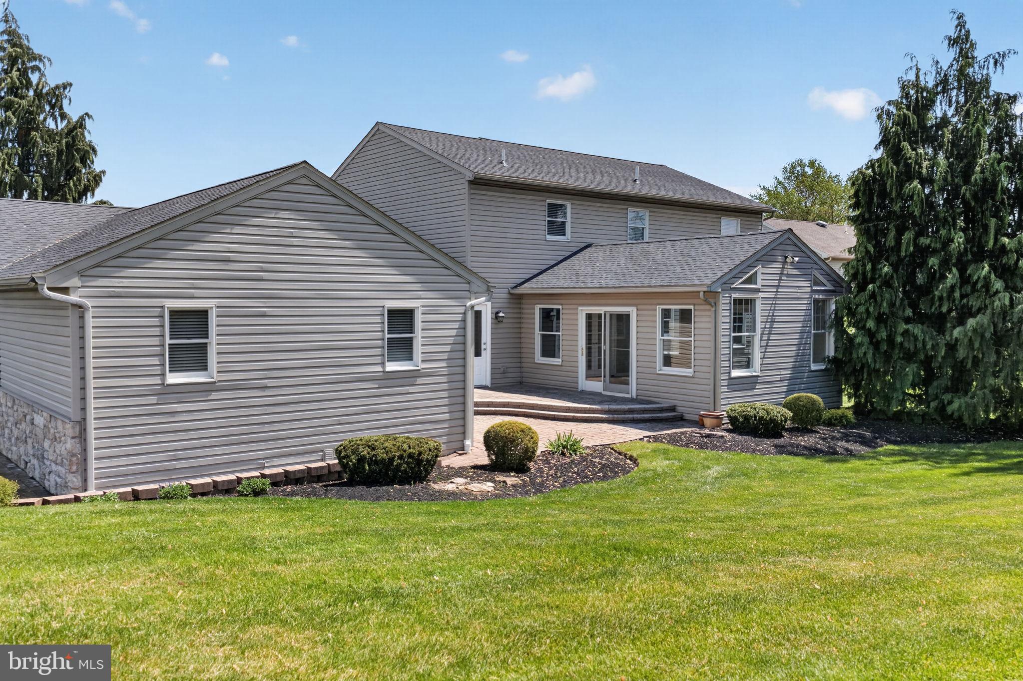 COUNTRY HOME ACRES - Residential