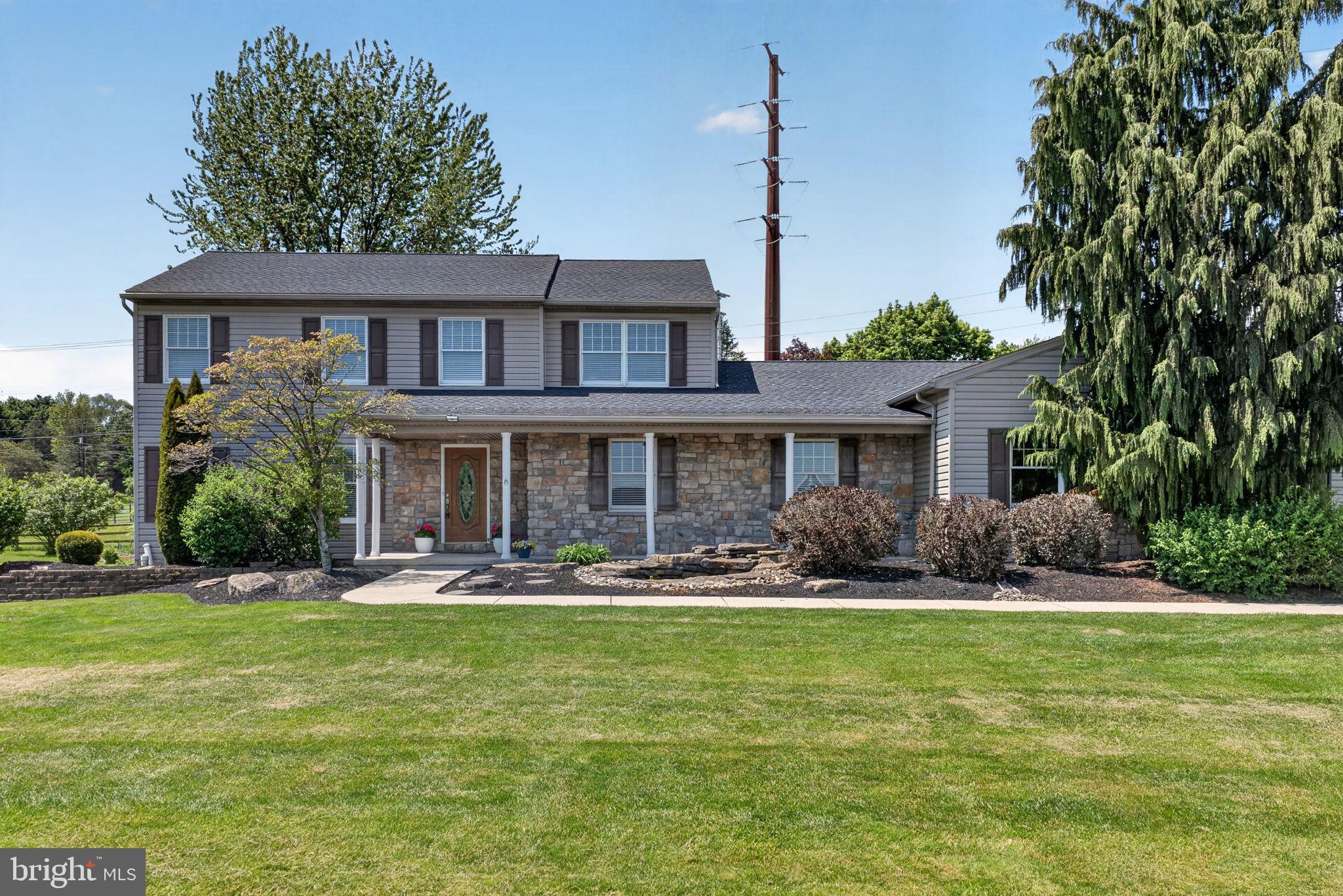 COUNTRY HOME ACRES - Residential