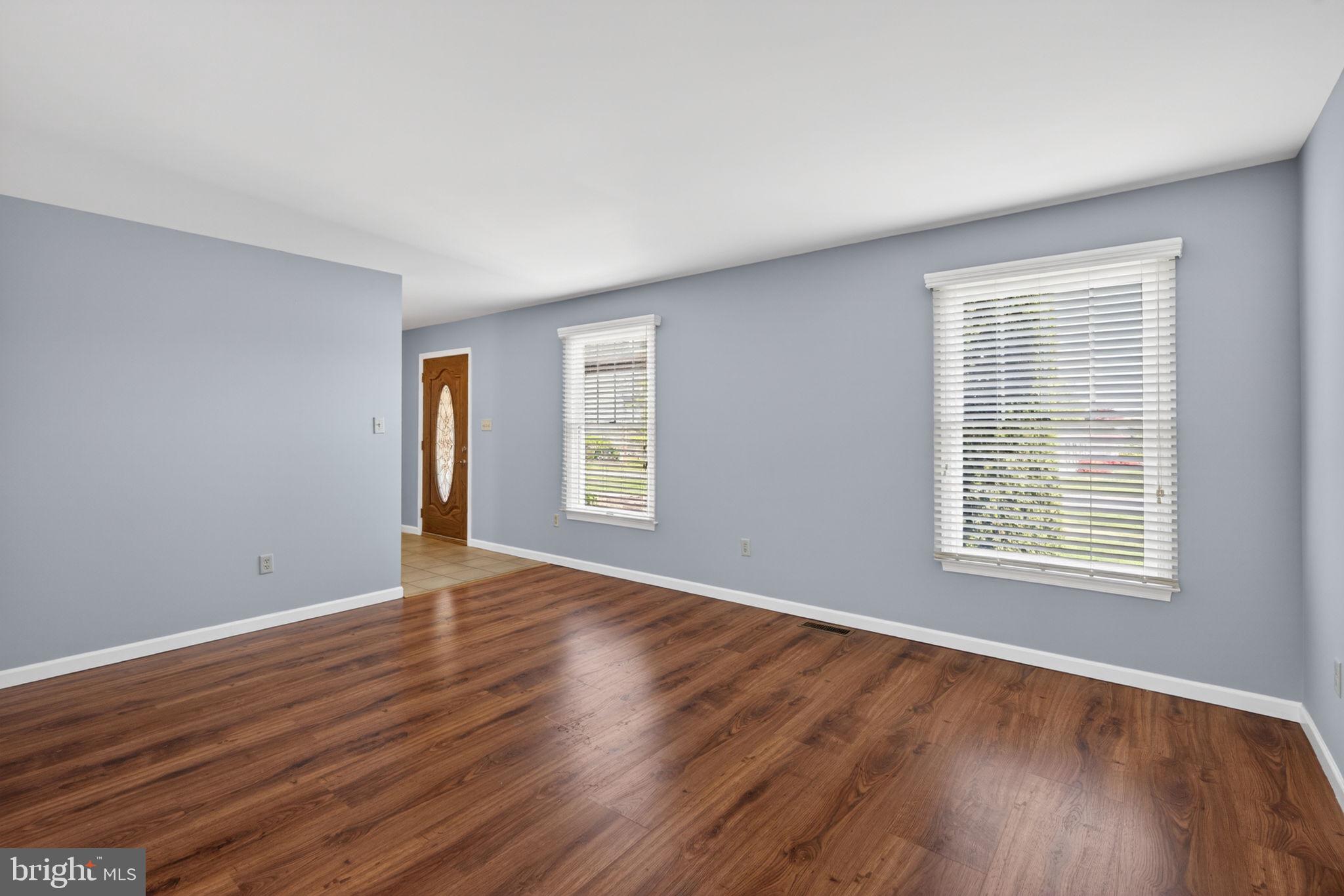 COUNTRY HOME ACRES - Residential