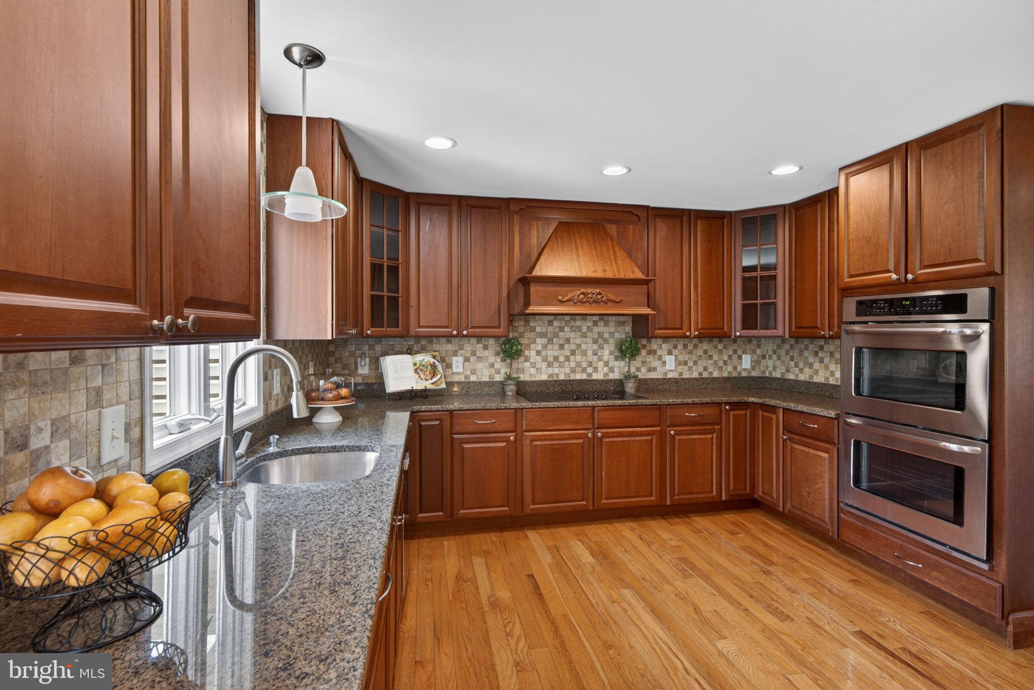 COUNTRY HOME ACRES - Residential