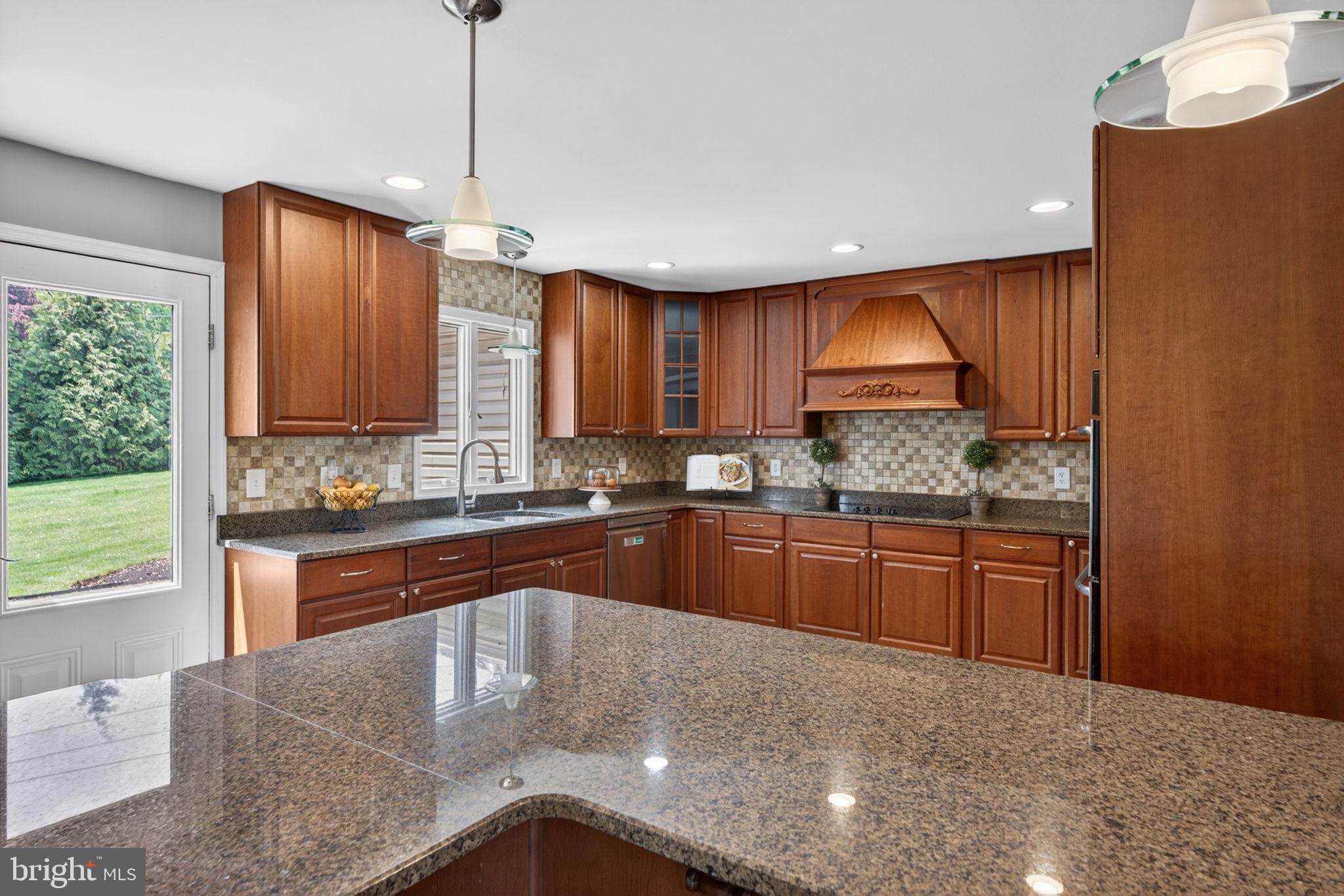 COUNTRY HOME ACRES - Residential