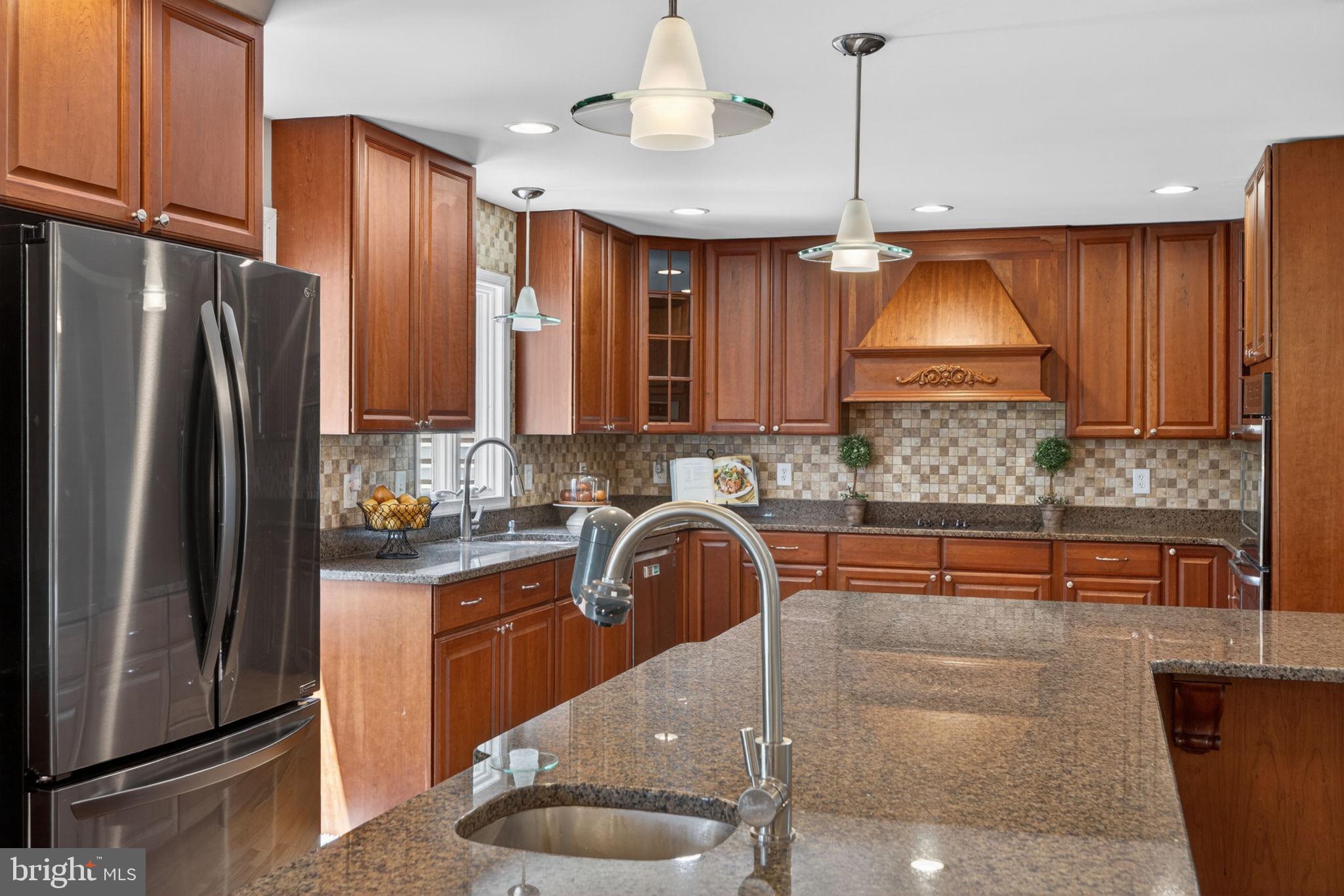 COUNTRY HOME ACRES - Residential
