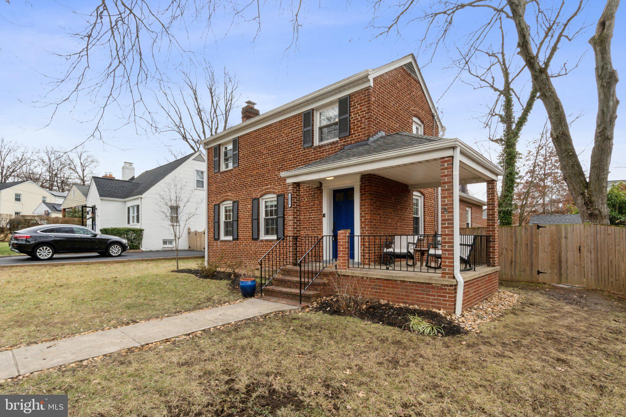 YORKTOWN - Residential