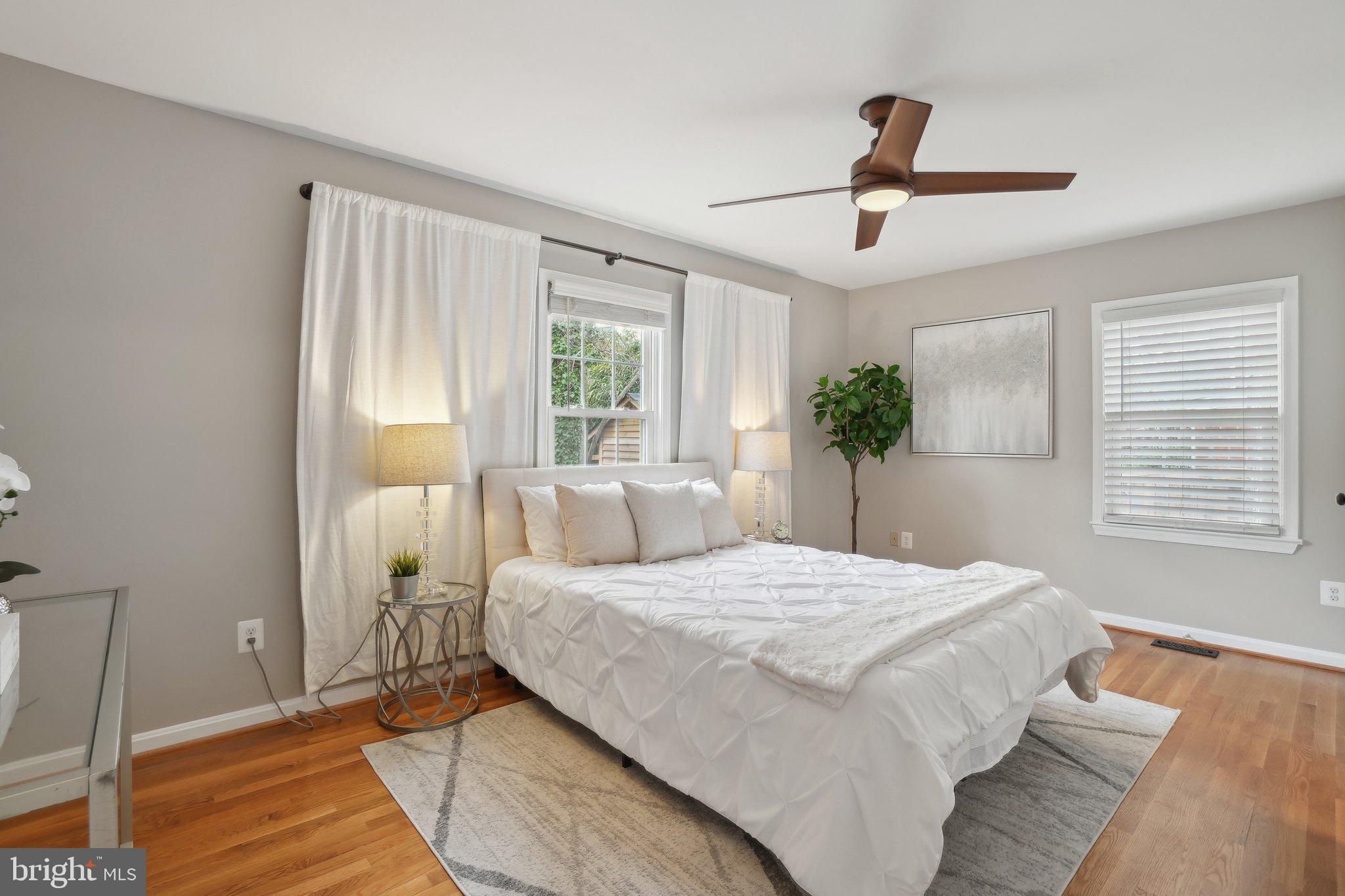 YORKTOWN - Residential