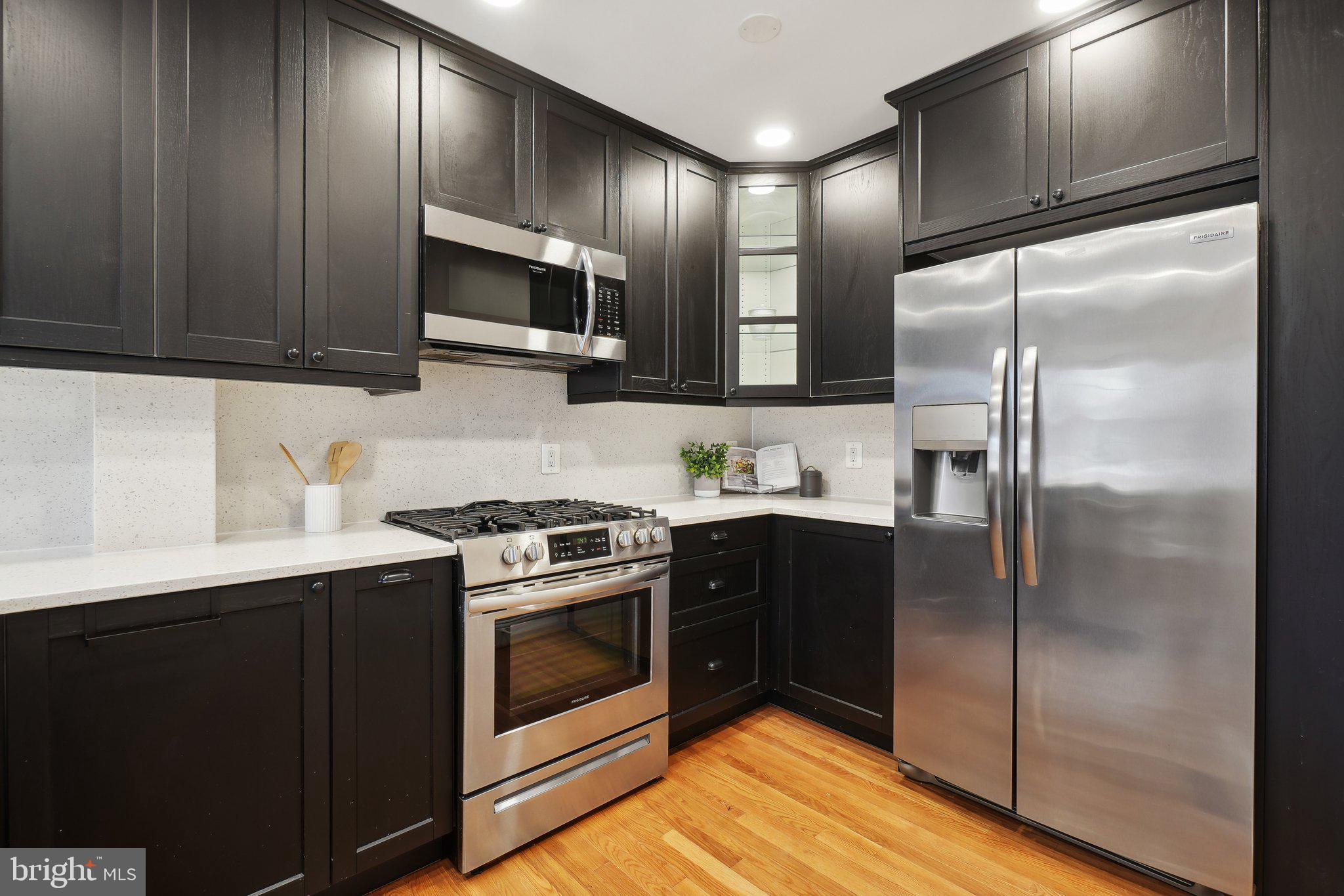 YORKTOWN - Residential