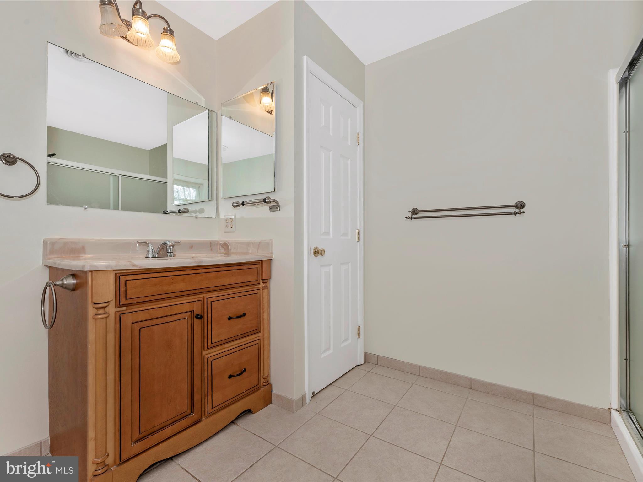 TURKEY HILL ESTATES - Residential Income