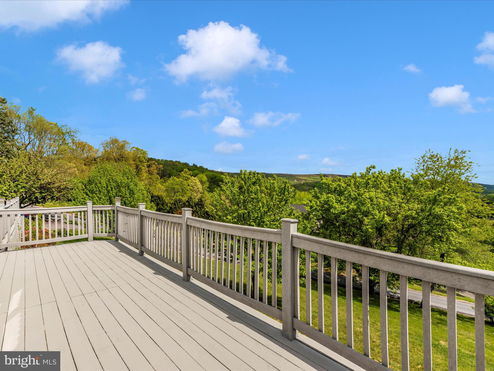 TURKEY HILL ESTATES - Residential Income