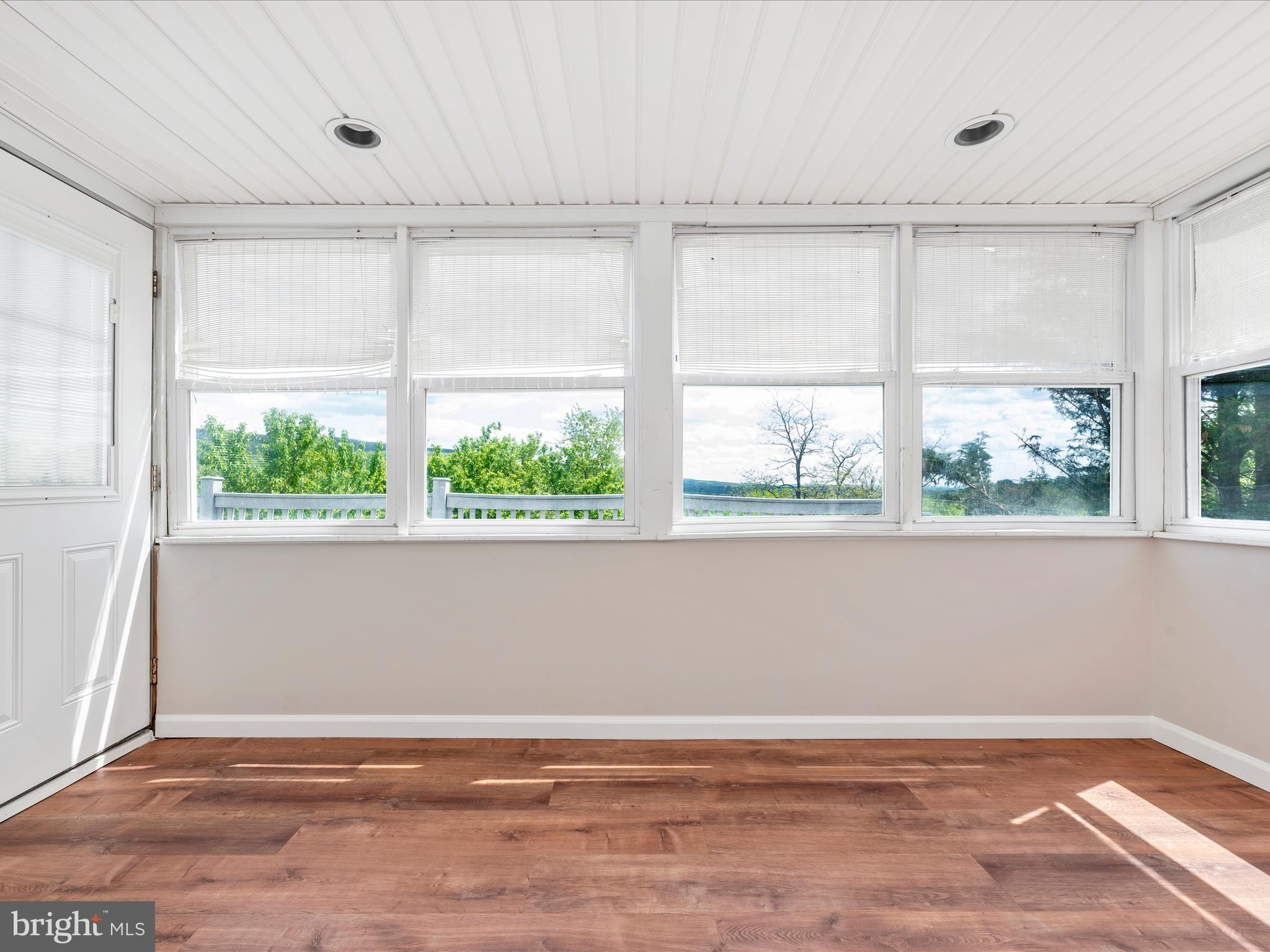 TURKEY HILL ESTATES - Residential Income