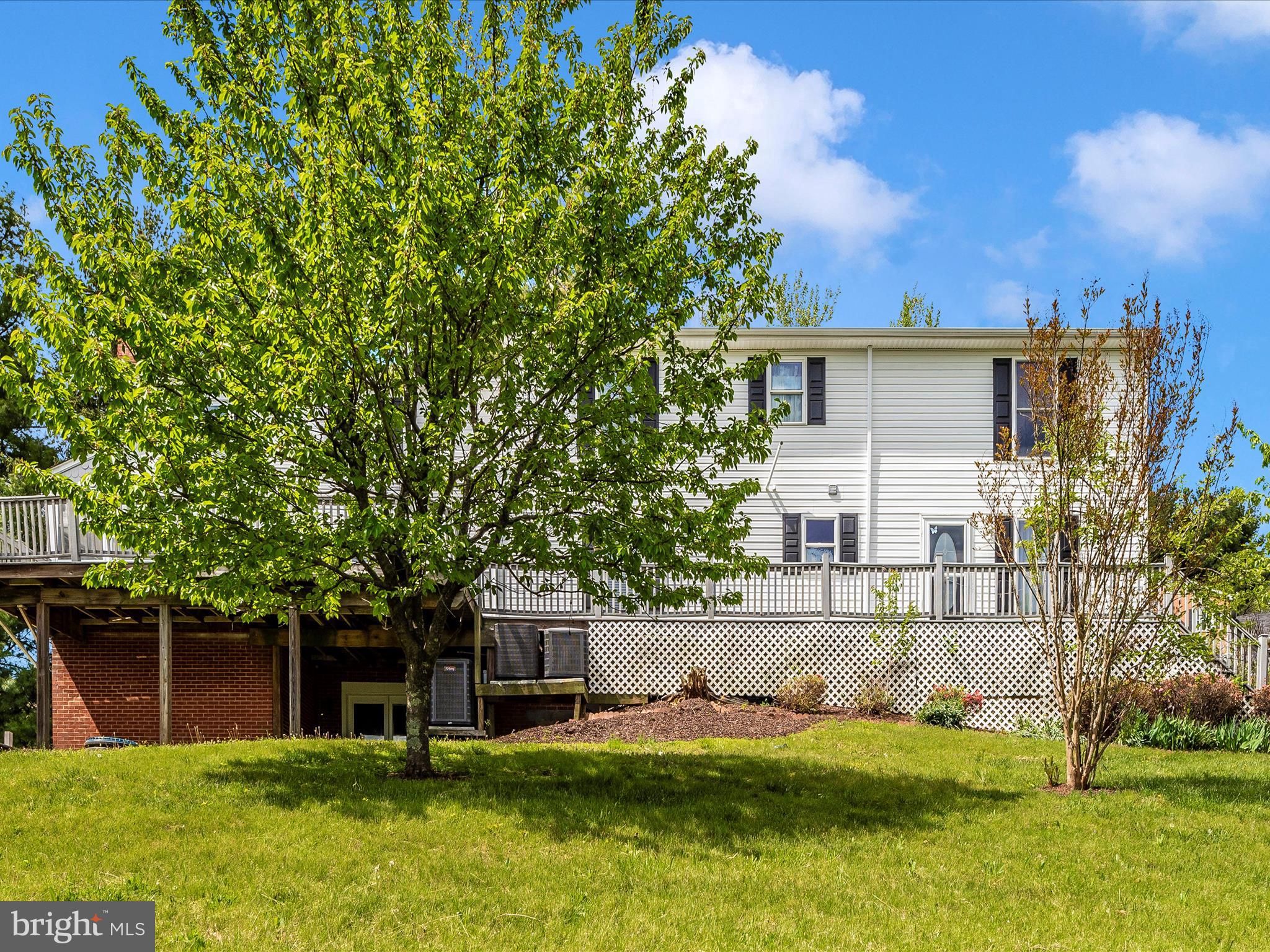 TURKEY HILL ESTATES - Residential Income