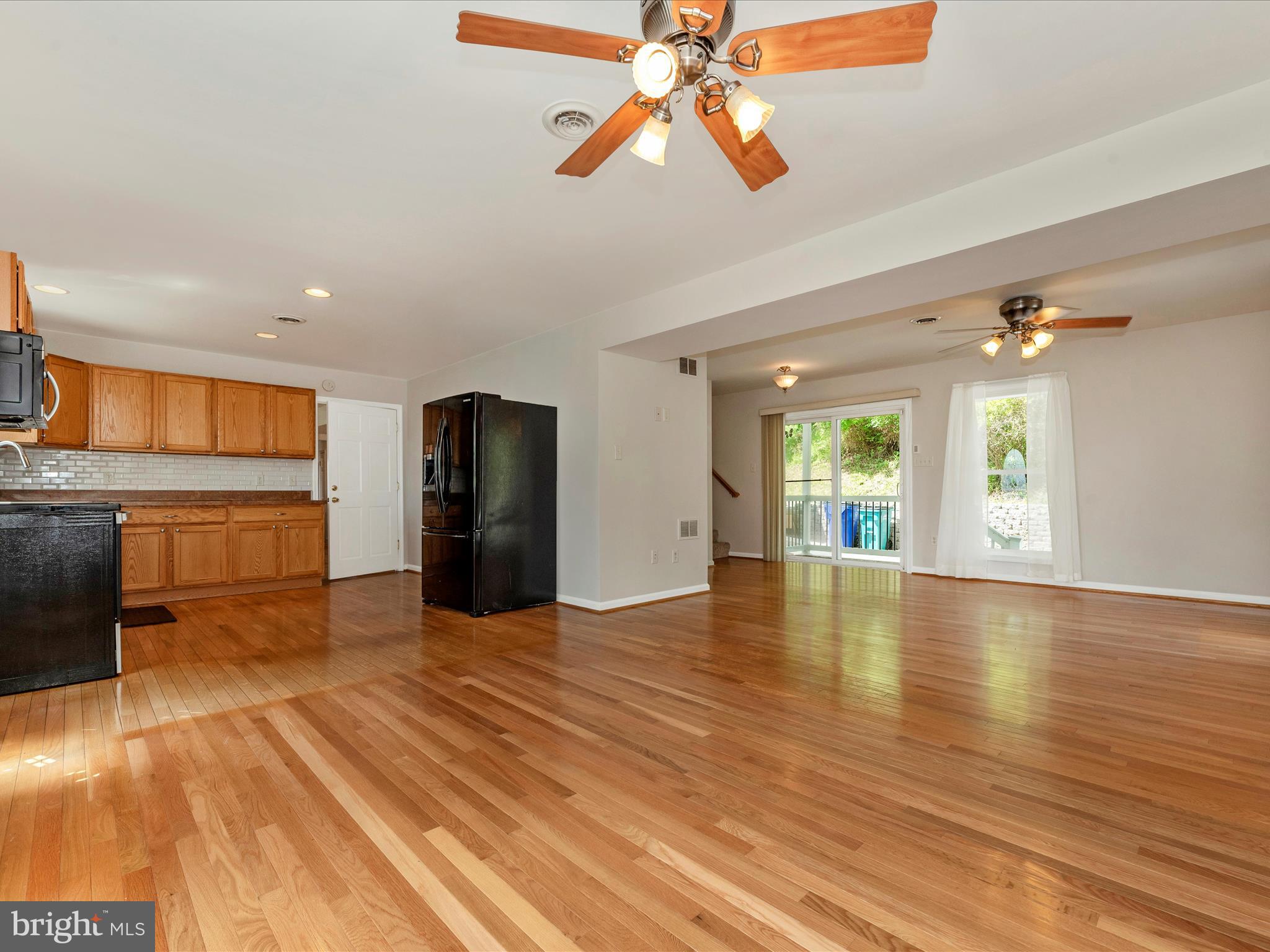 TURKEY HILL ESTATES - Residential Income