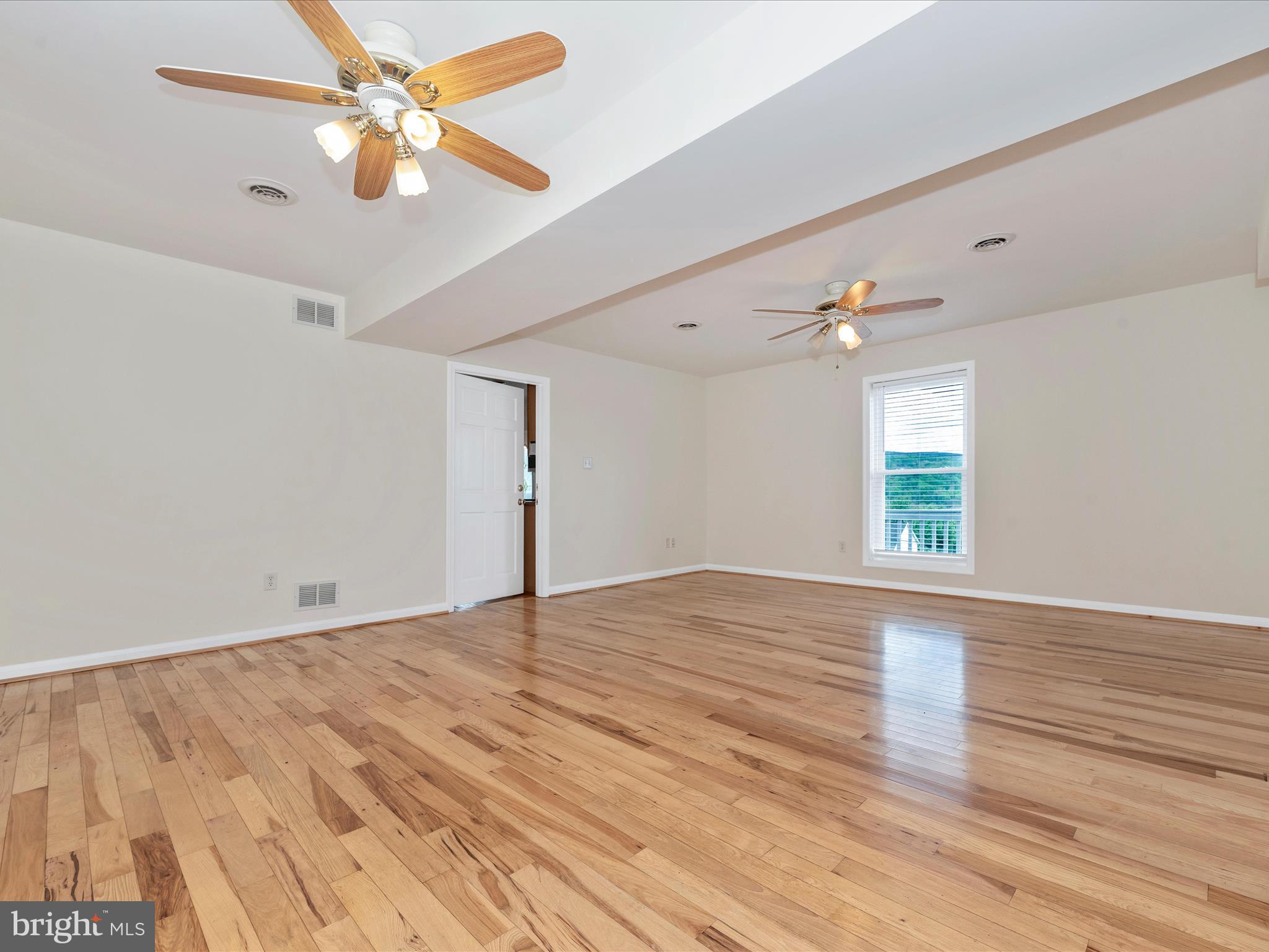 TURKEY HILL ESTATES - Residential Income