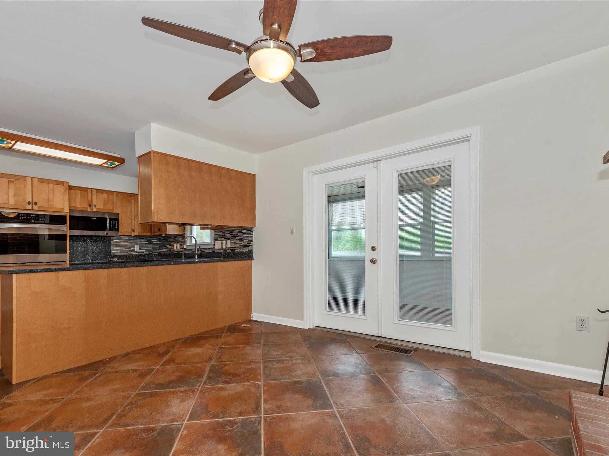 TURKEY HILL ESTATES - Residential Income