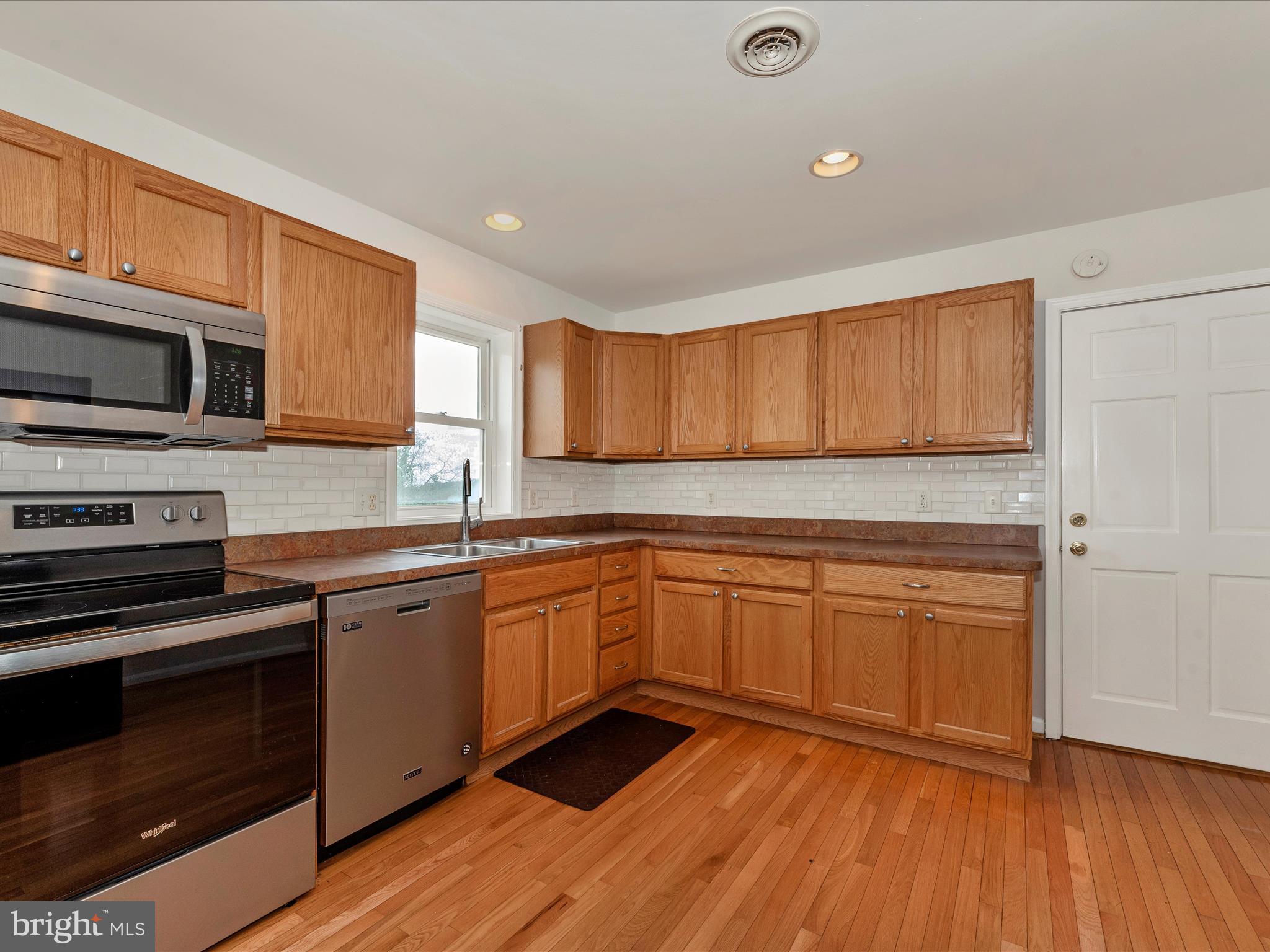 TURKEY HILL ESTATES - Residential Income