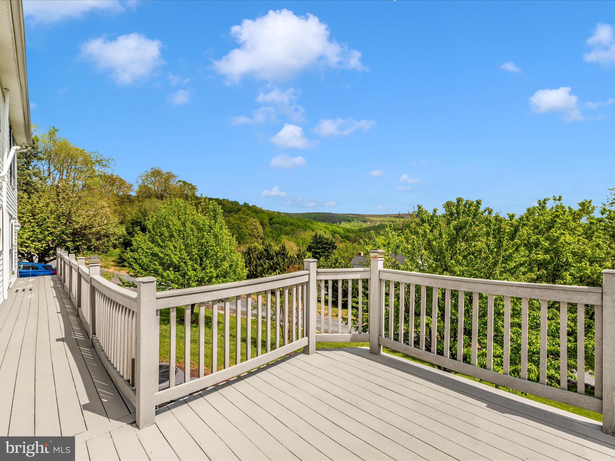 TURKEY HILL ESTATES - Residential Income