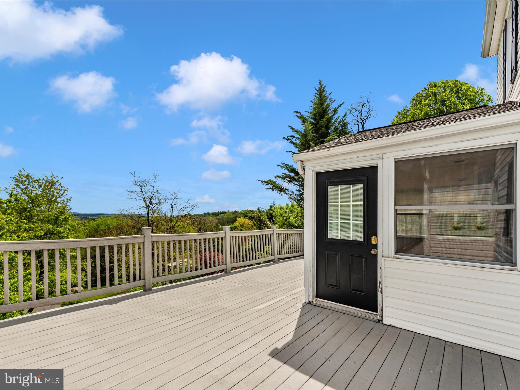 TURKEY HILL ESTATES - Residential Income