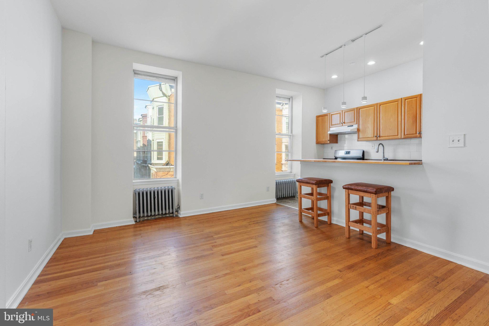 2306 SPRUCE STREET 201
