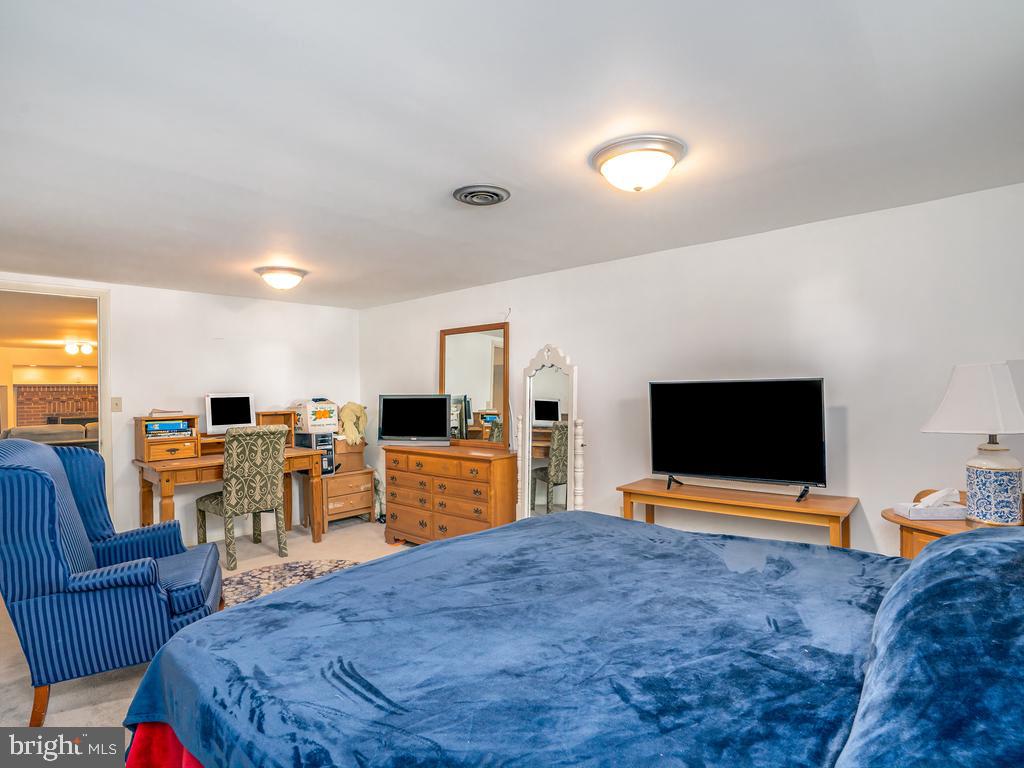 MT. PLEASANT ESTATES - Residential