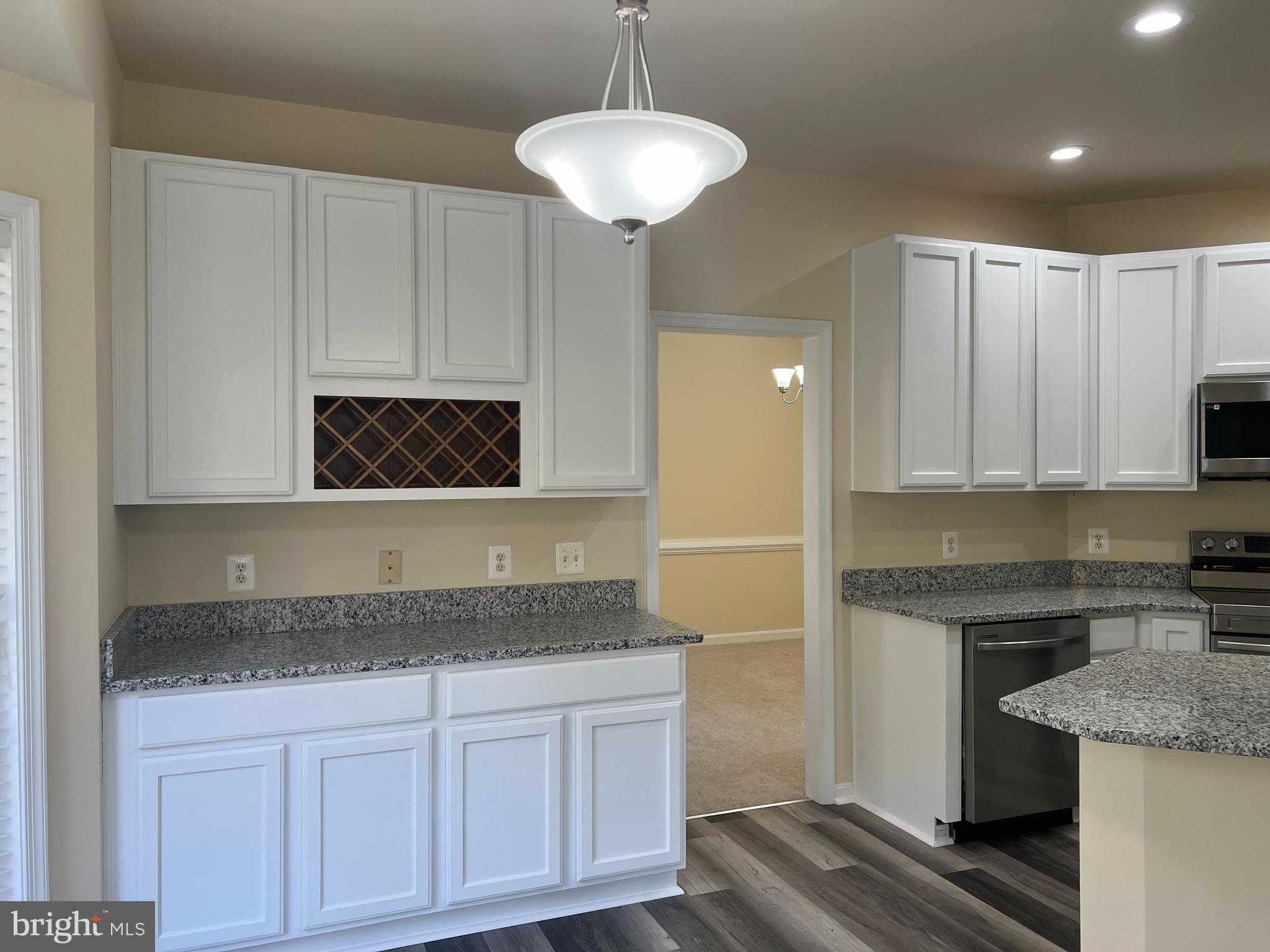 STAFFORD LAKES VILLAGE - Residential Lease