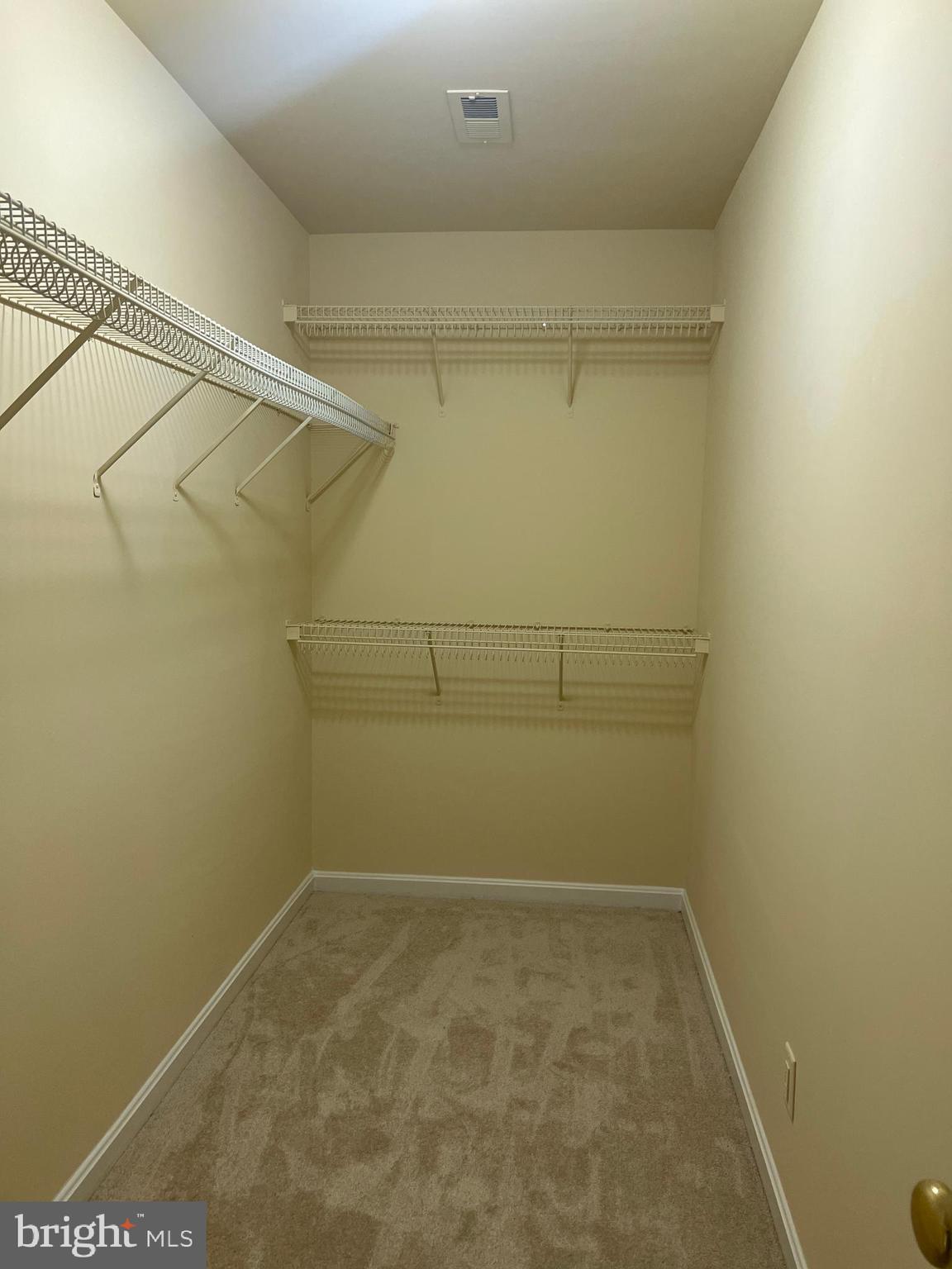 STAFFORD LAKES VILLAGE - Residential Lease