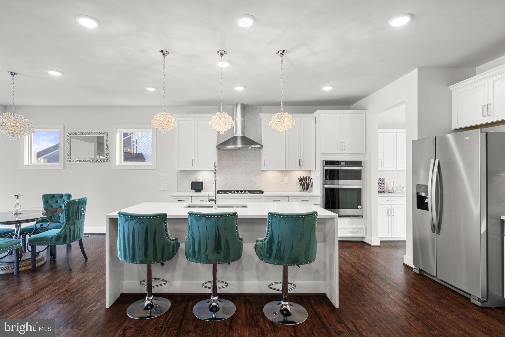 POTOMAC SHORES - Residential