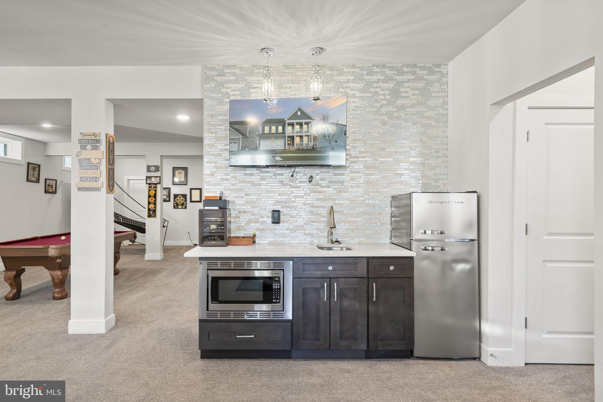 POTOMAC SHORES - Residential