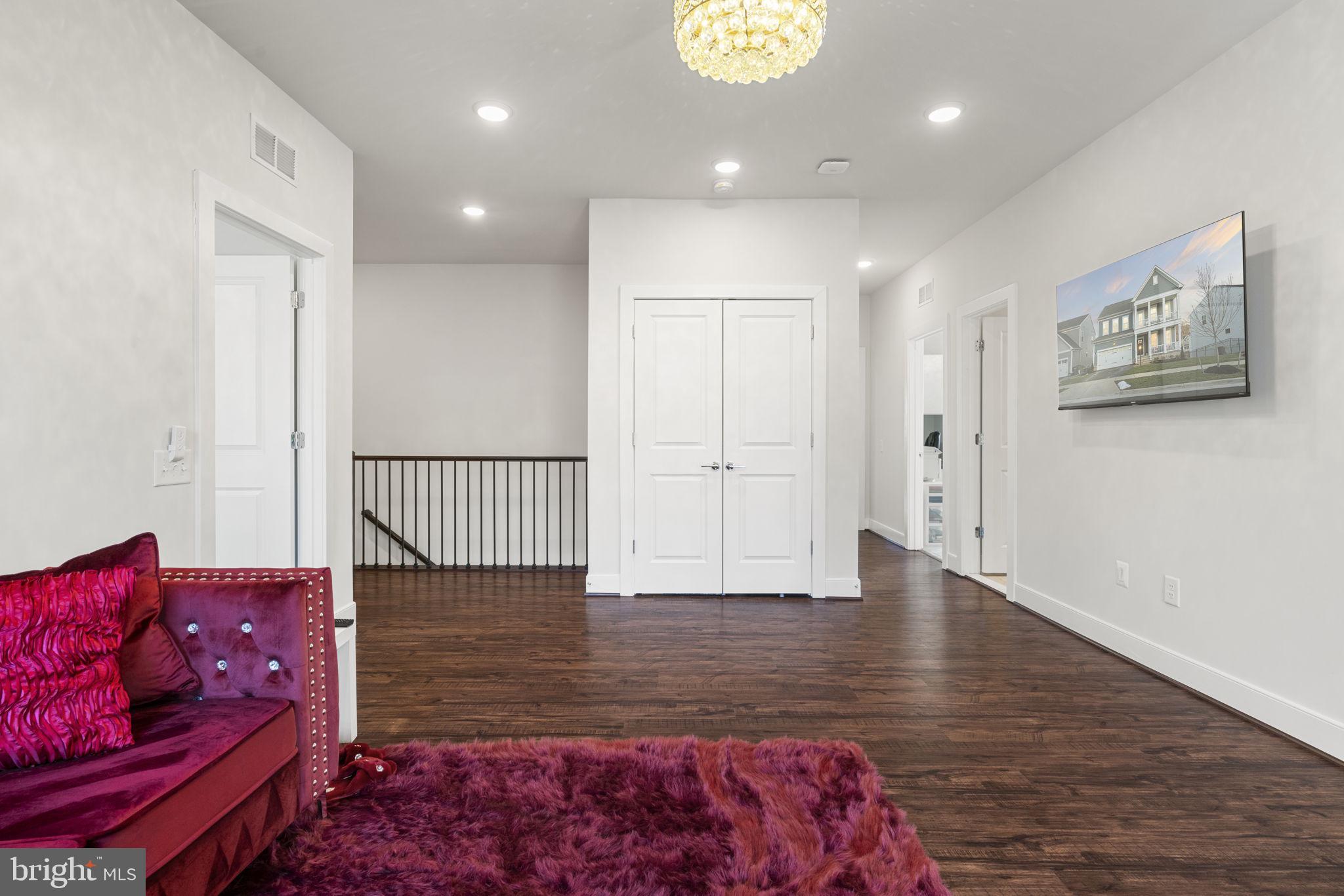 POTOMAC SHORES - Residential