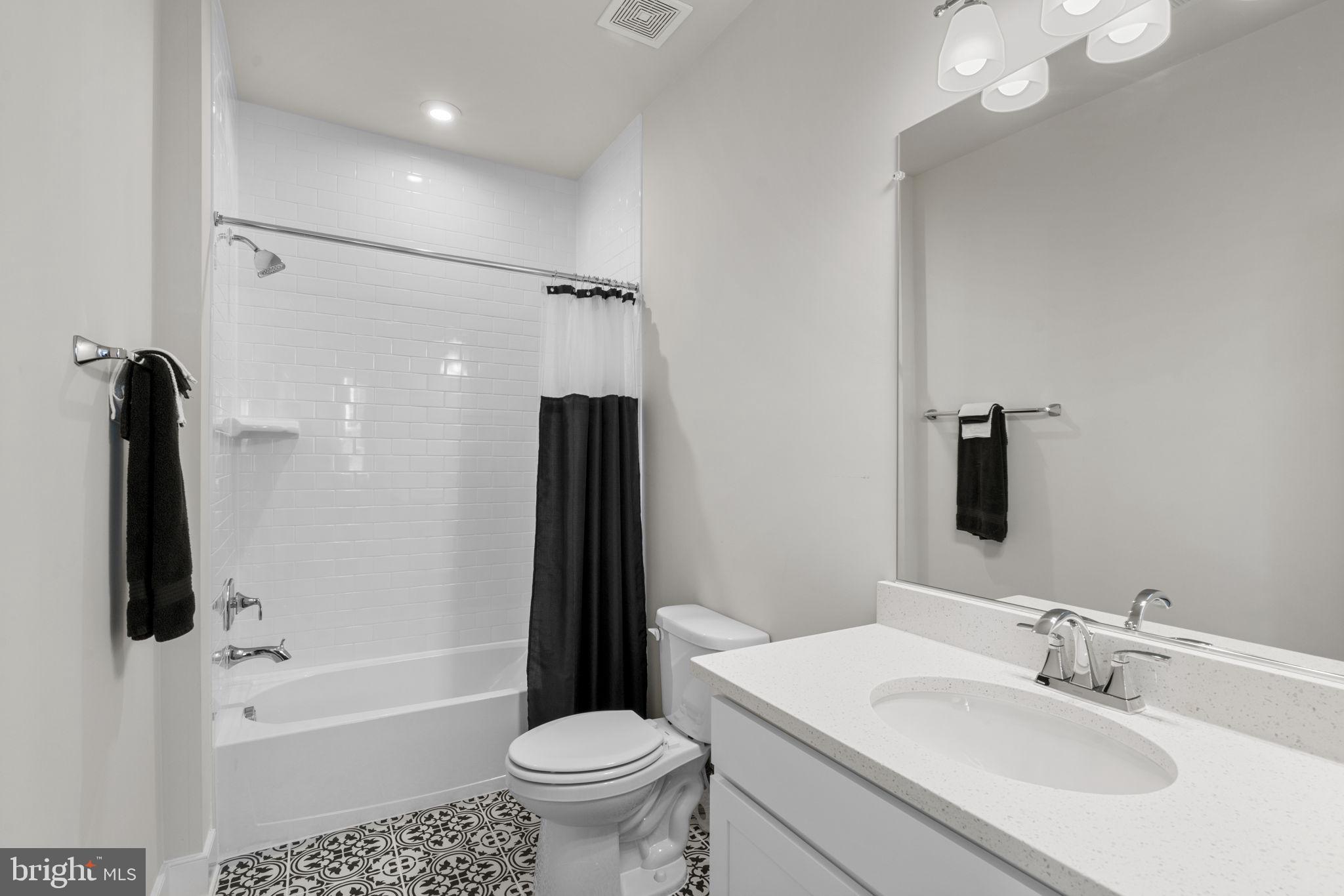 POTOMAC SHORES - Residential