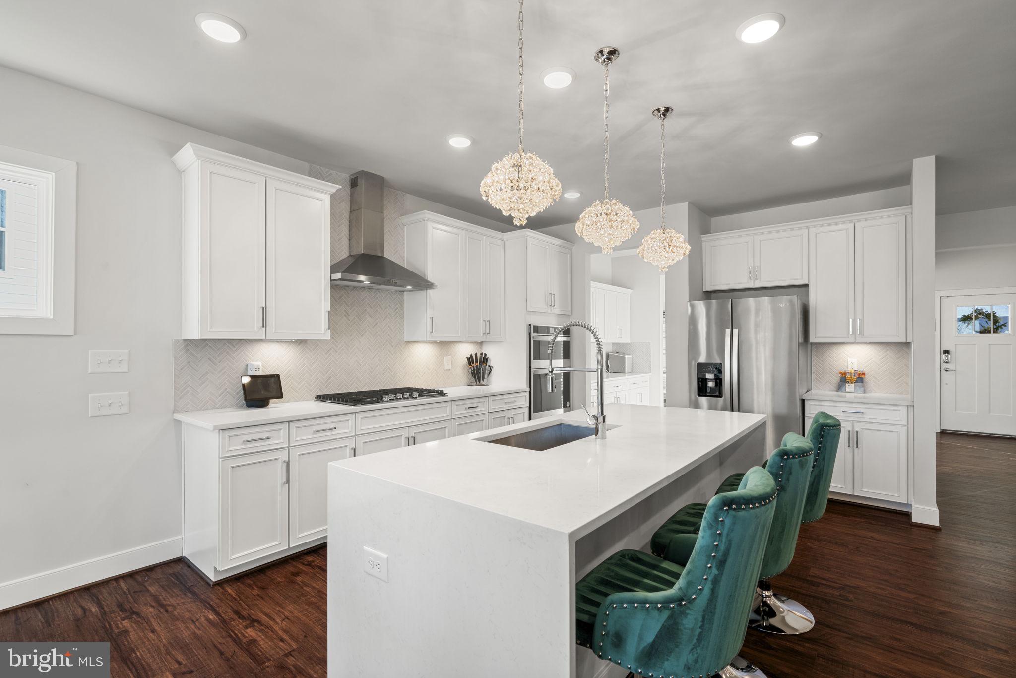 POTOMAC SHORES - Residential