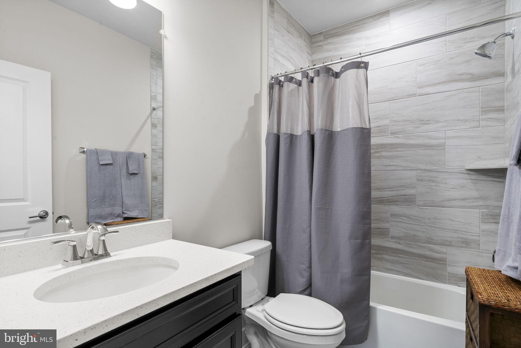 POTOMAC SHORES - Residential