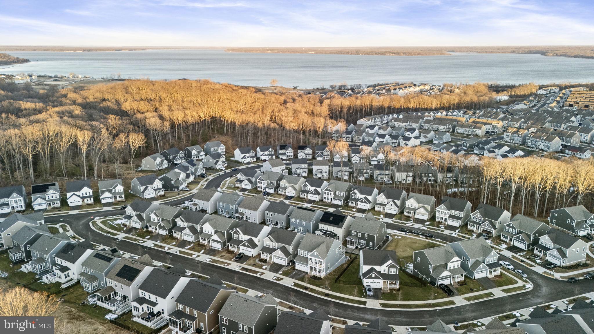 POTOMAC SHORES - Residential