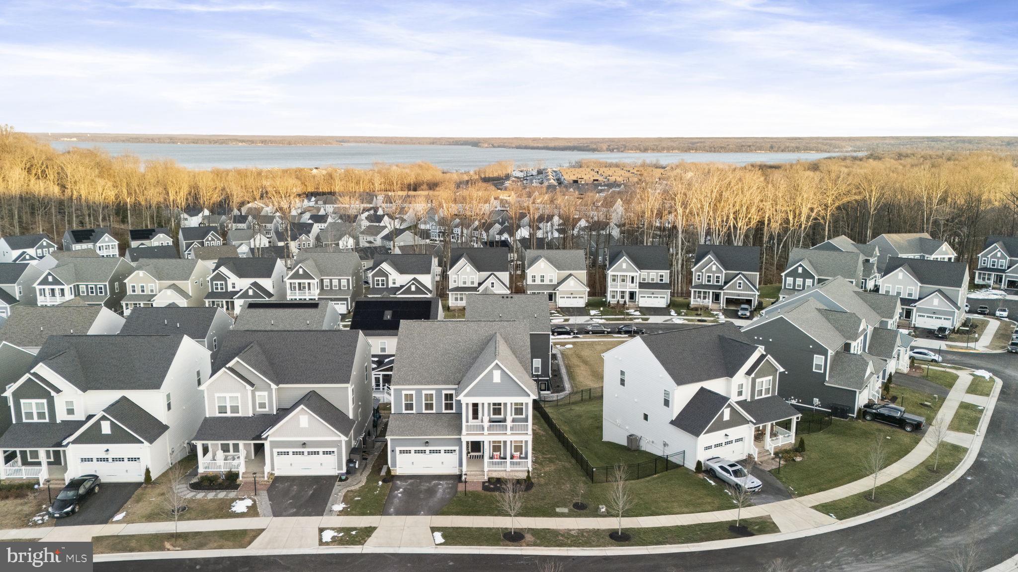 POTOMAC SHORES - Residential