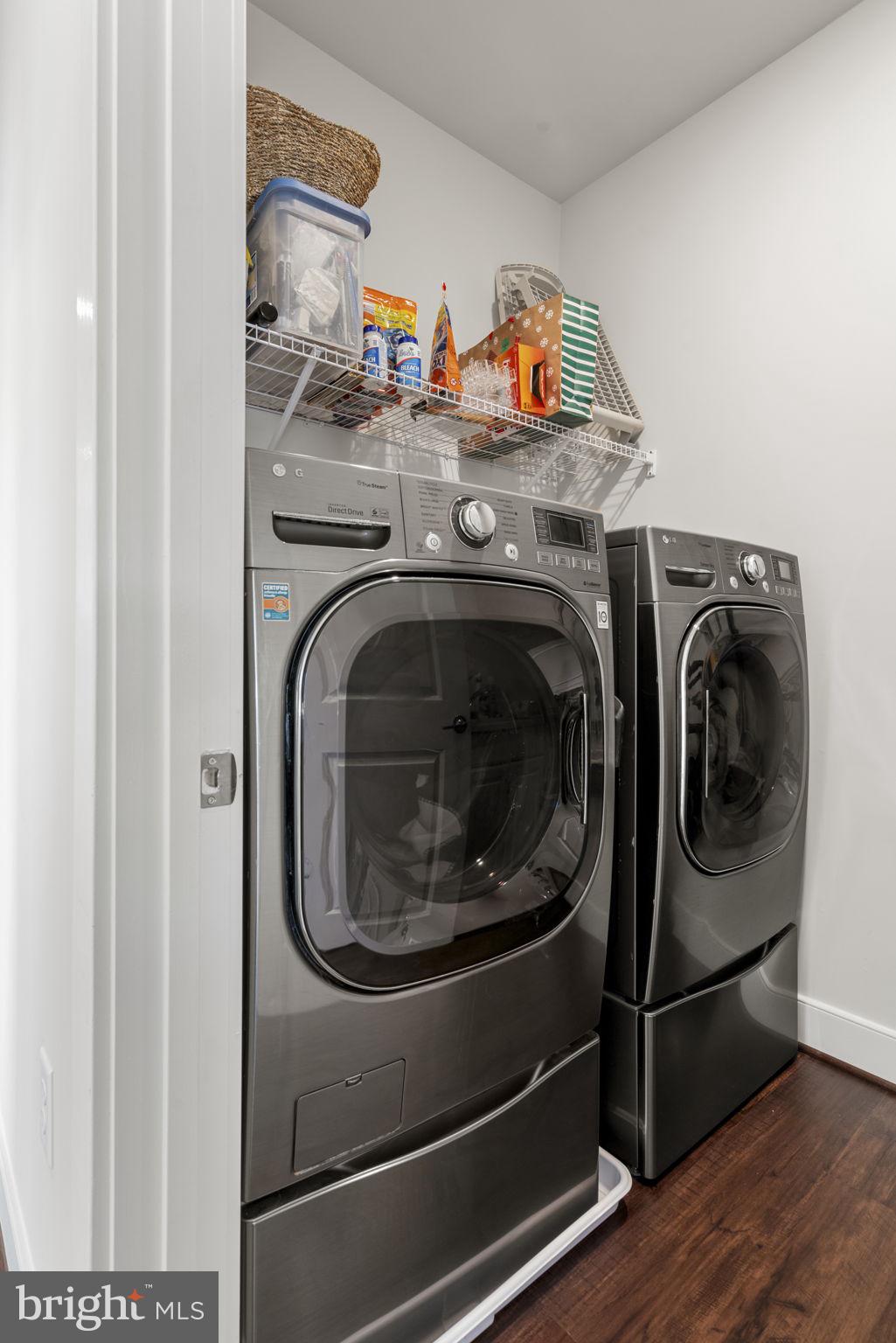 POTOMAC SHORES - Residential