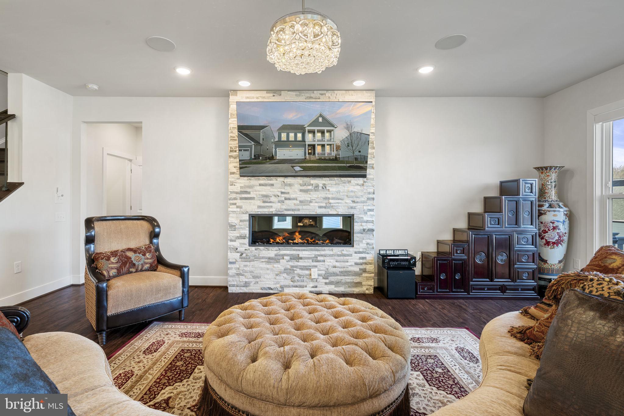 POTOMAC SHORES - Residential