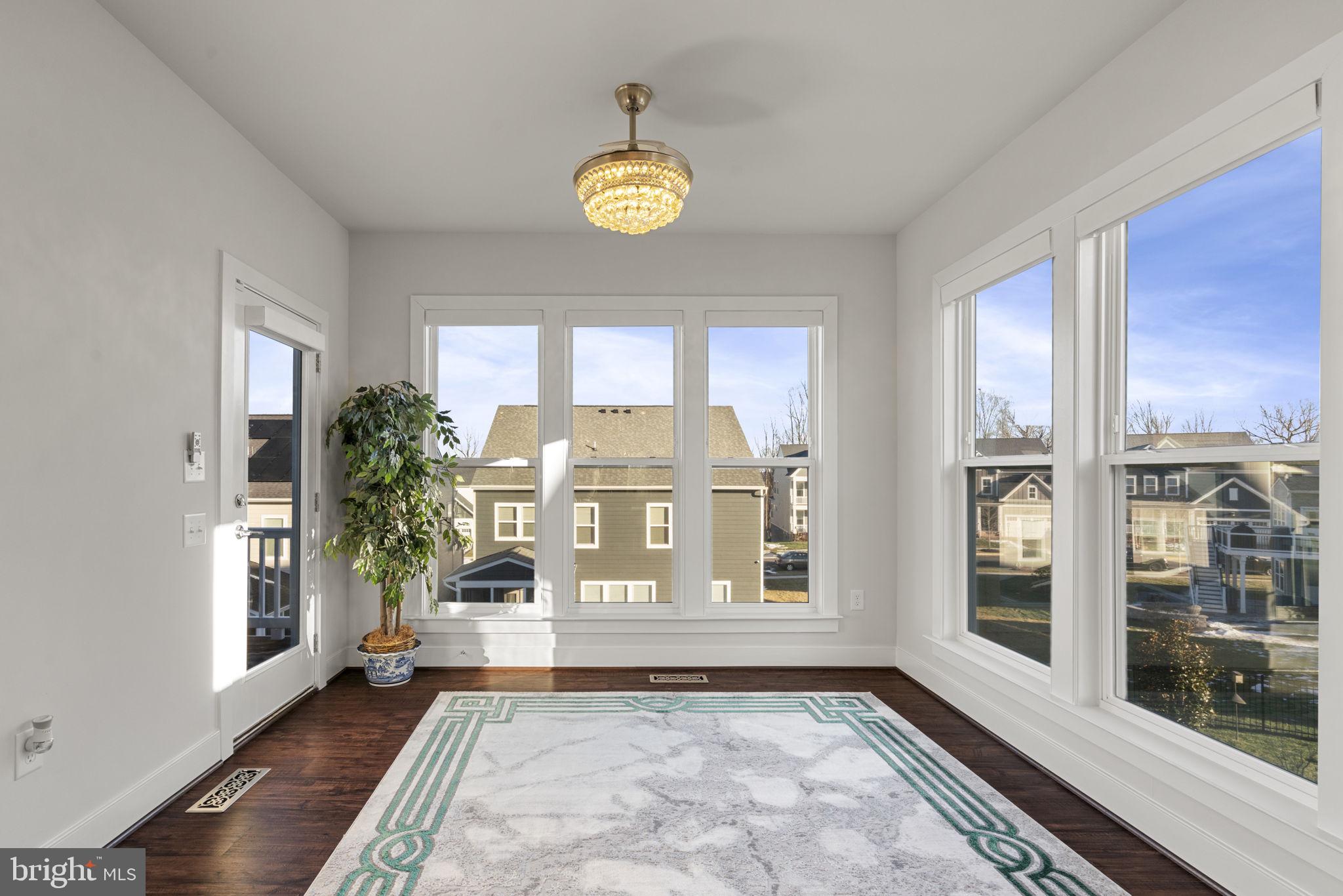 POTOMAC SHORES - Residential