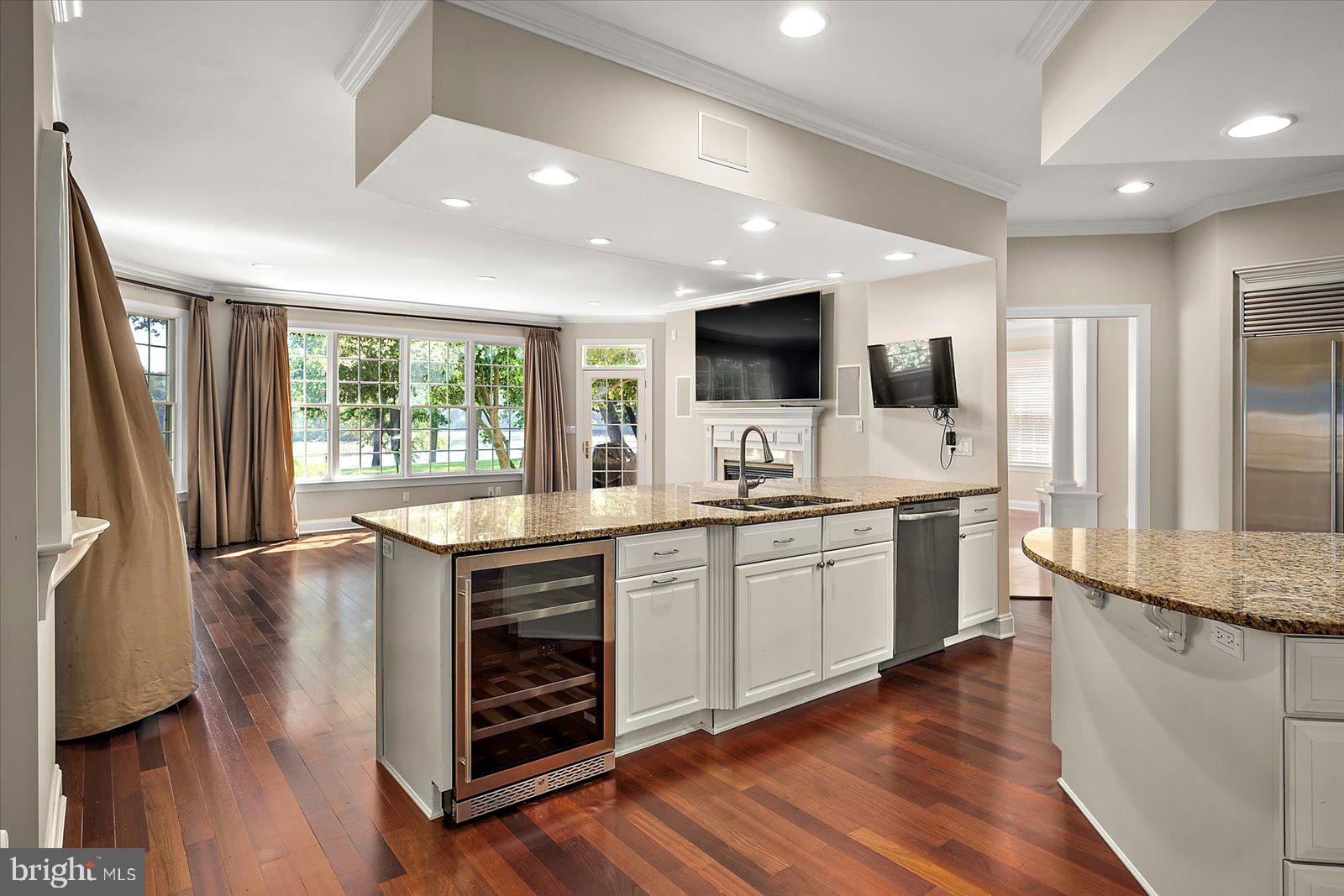 CHERRY HILL CM - Residential