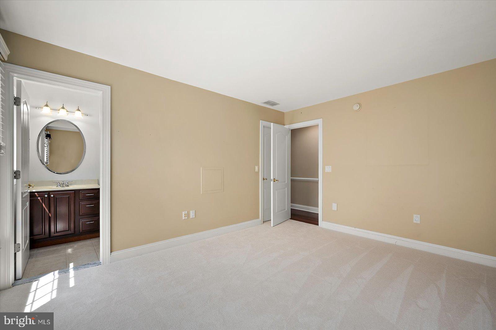 CHERRY HILL CM - Residential